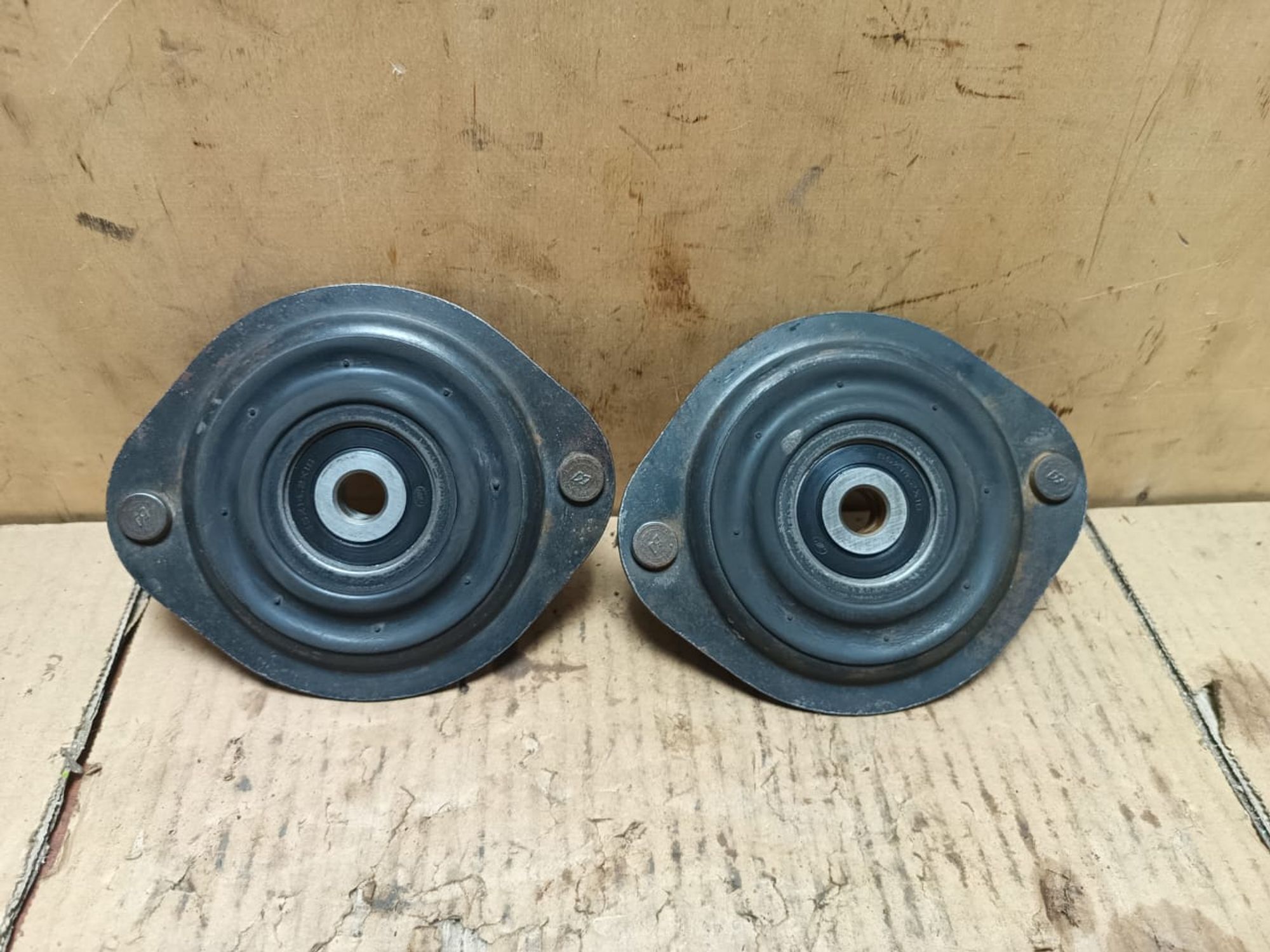 https://gcs.partsauto.market/rn-stockpro.appspot.com/thmbs/userImages/d89d66a30f14dbad161fb7a986aa0fe5/part/c0c795dd-c334-4a43-842c-883ceac4f650_1740646419112.jpg