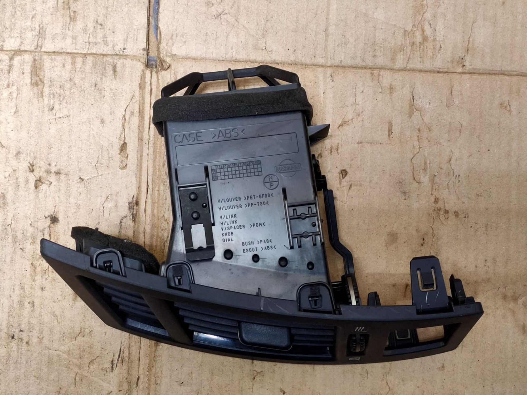https://gcs.partsauto.market/rn-stockpro.appspot.com/thmbs/userImages/d89d66a30f14dbad161fb7a986aa0fe5/part/c0df7725-c3cd-41d0-9f5f-05c8799981da_1745995765352.jpg