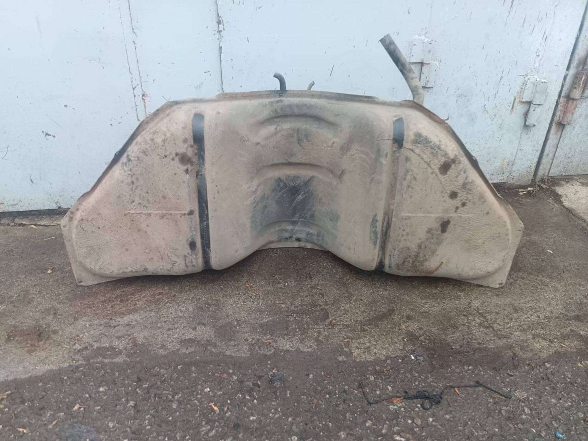 https://gcs.partsauto.market/rn-stockpro.appspot.com/thmbs/userImages/d89d66a30f14dbad161fb7a986aa0fe5/part/c4407409-0a2b-44ec-9a06-9f12d1d80478_1742217668633.jpg