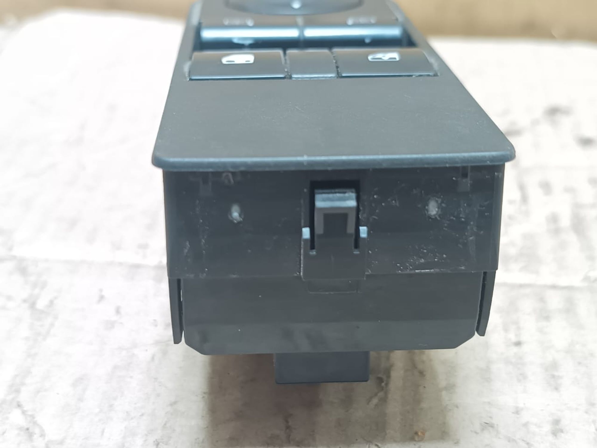 https://gcs.partsauto.market/rn-stockpro.appspot.com/thmbs/userImages/d89d66a30f14dbad161fb7a986aa0fe5/part/c8c6109c-6261-4e15-8044-397202e7c998_1743763063200.jpg