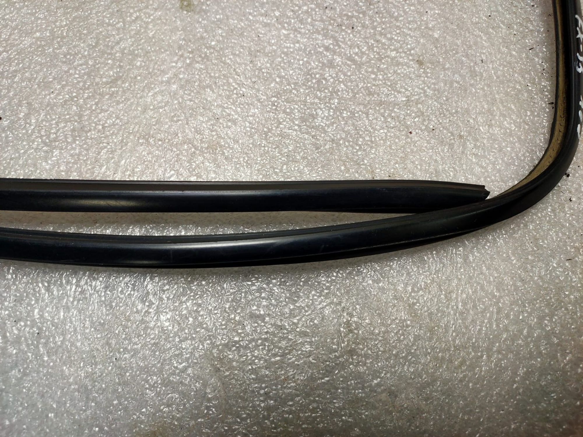 https://gcs.partsauto.market/rn-stockpro.appspot.com/thmbs/userImages/d89d66a30f14dbad161fb7a986aa0fe5/part/c9d4425f-5fe3-4785-97dc-fca78386aea0_1745329522195.jpg