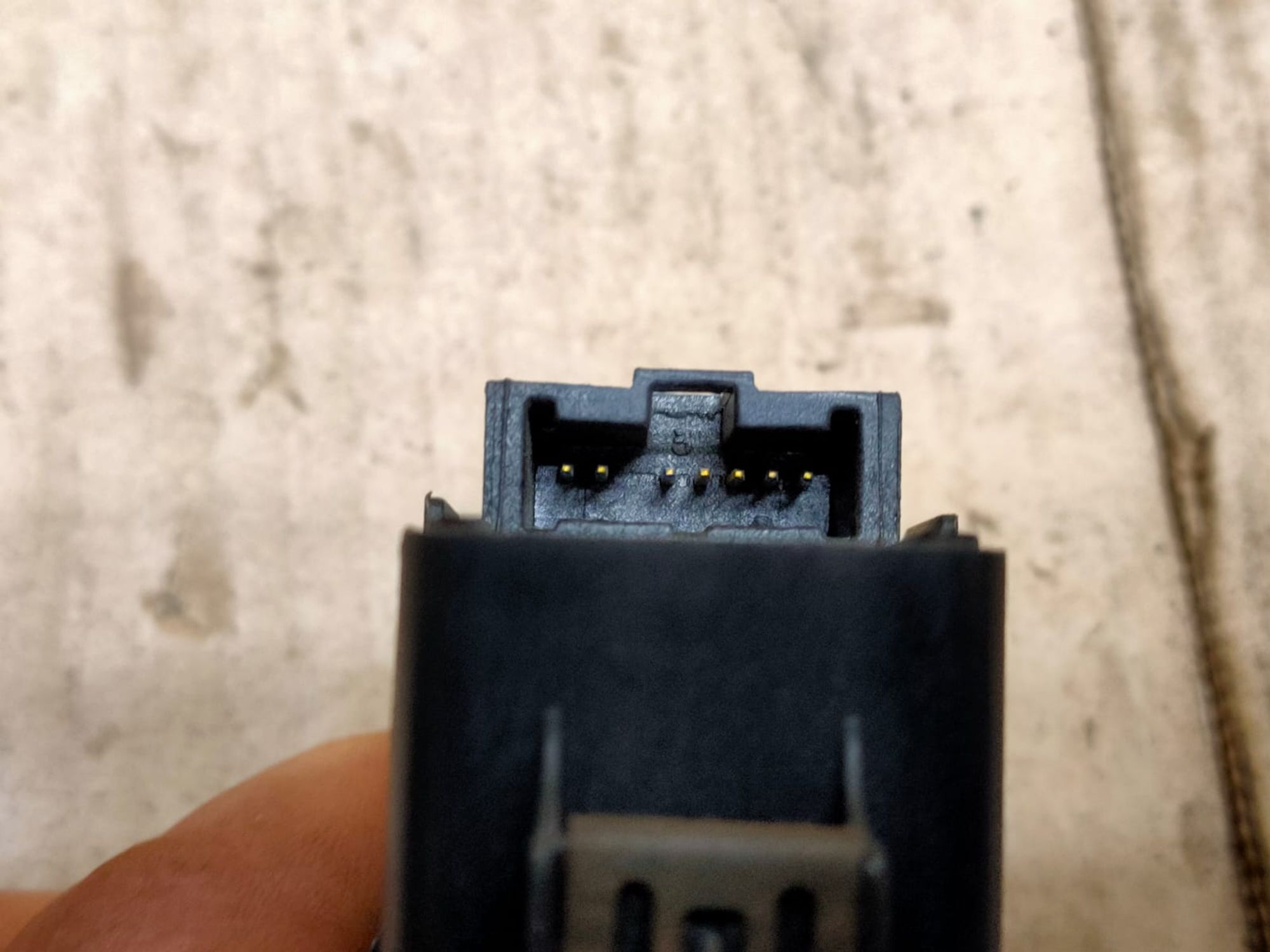 https://gcs.partsauto.market/rn-stockpro.appspot.com/thmbs/userImages/d89d66a30f14dbad161fb7a986aa0fe5/part/ce957503-7d95-4534-93a2-8234f7690cde_1745390637904.jpg