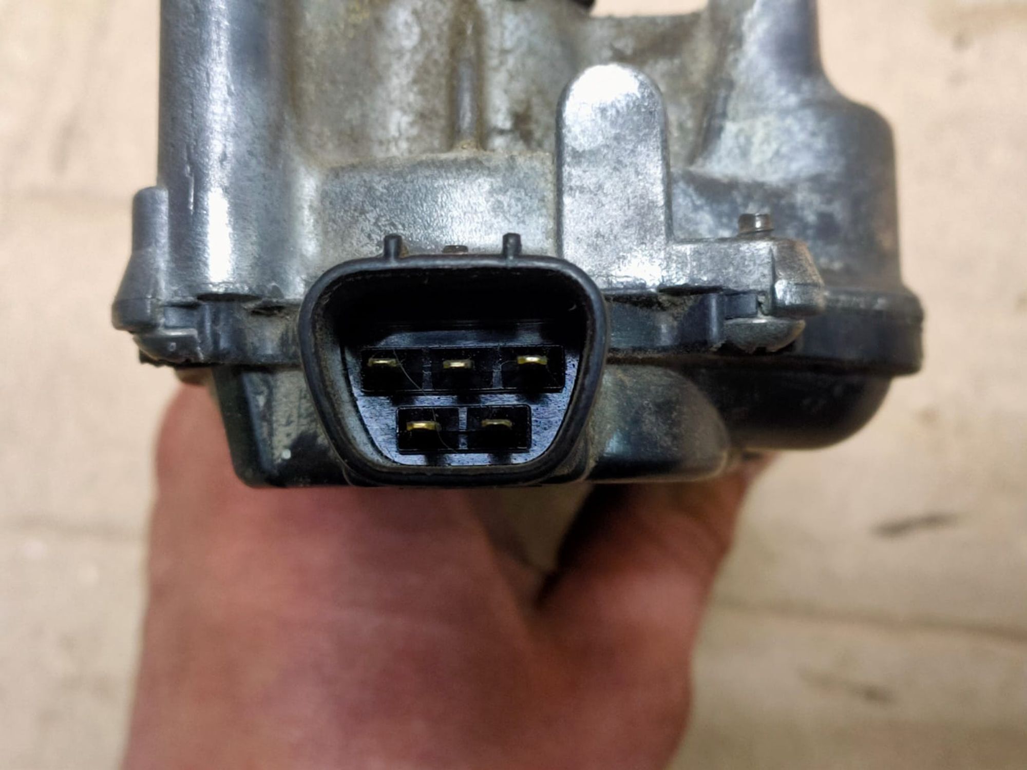 https://gcs.partsauto.market/rn-stockpro.appspot.com/thmbs/userImages/d89d66a30f14dbad161fb7a986aa0fe5/part/d24231e2-4320-4da9-922d-df5fd3970cc7_1748239619693.jpg