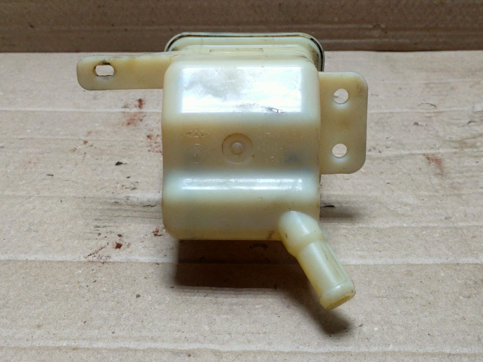 https://gcs.partsauto.market/rn-stockpro.appspot.com/thmbs/userImages/d89d66a30f14dbad161fb7a986aa0fe5/part/d56da8a9-b0bf-4ab9-86b9-592be6d2ec89_1748865338880.jpg
