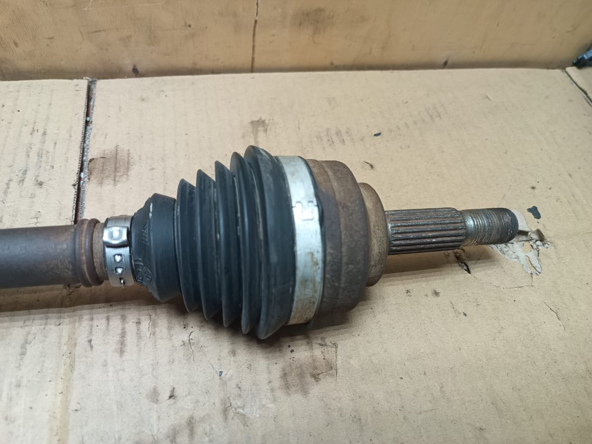 https://gcs.partsauto.market/rn-stockpro.appspot.com/thmbs/userImages/d89d66a30f14dbad161fb7a986aa0fe5/part/d7b6c691-5e50-4741-8d4b-a19180795c90_1739426982679.jpg