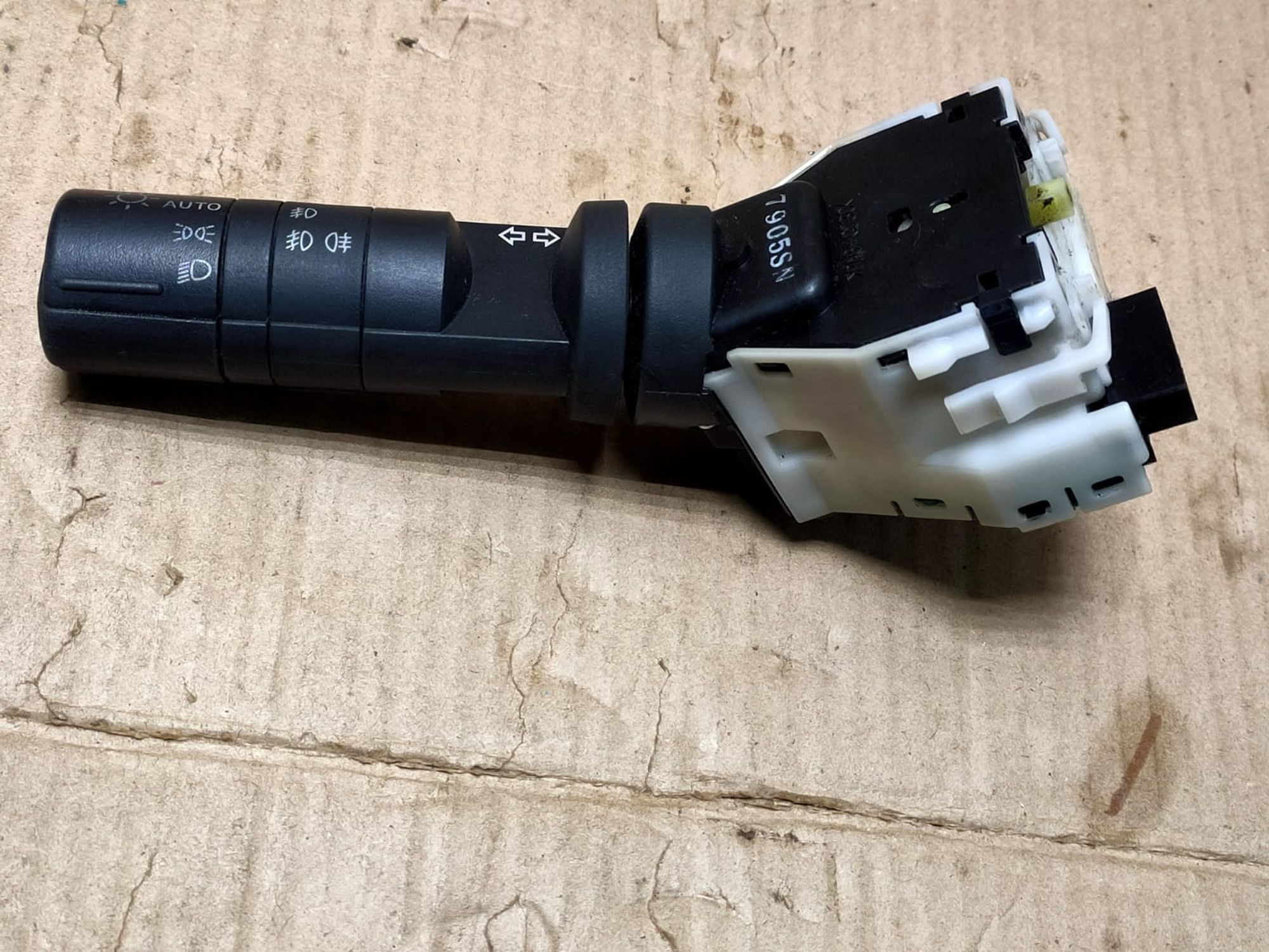 https://gcs.partsauto.market/rn-stockpro.appspot.com/thmbs/userImages/d89d66a30f14dbad161fb7a986aa0fe5/part/d910e708-4f70-472c-9f98-873f3d8ae2db_1745562290179.jpg