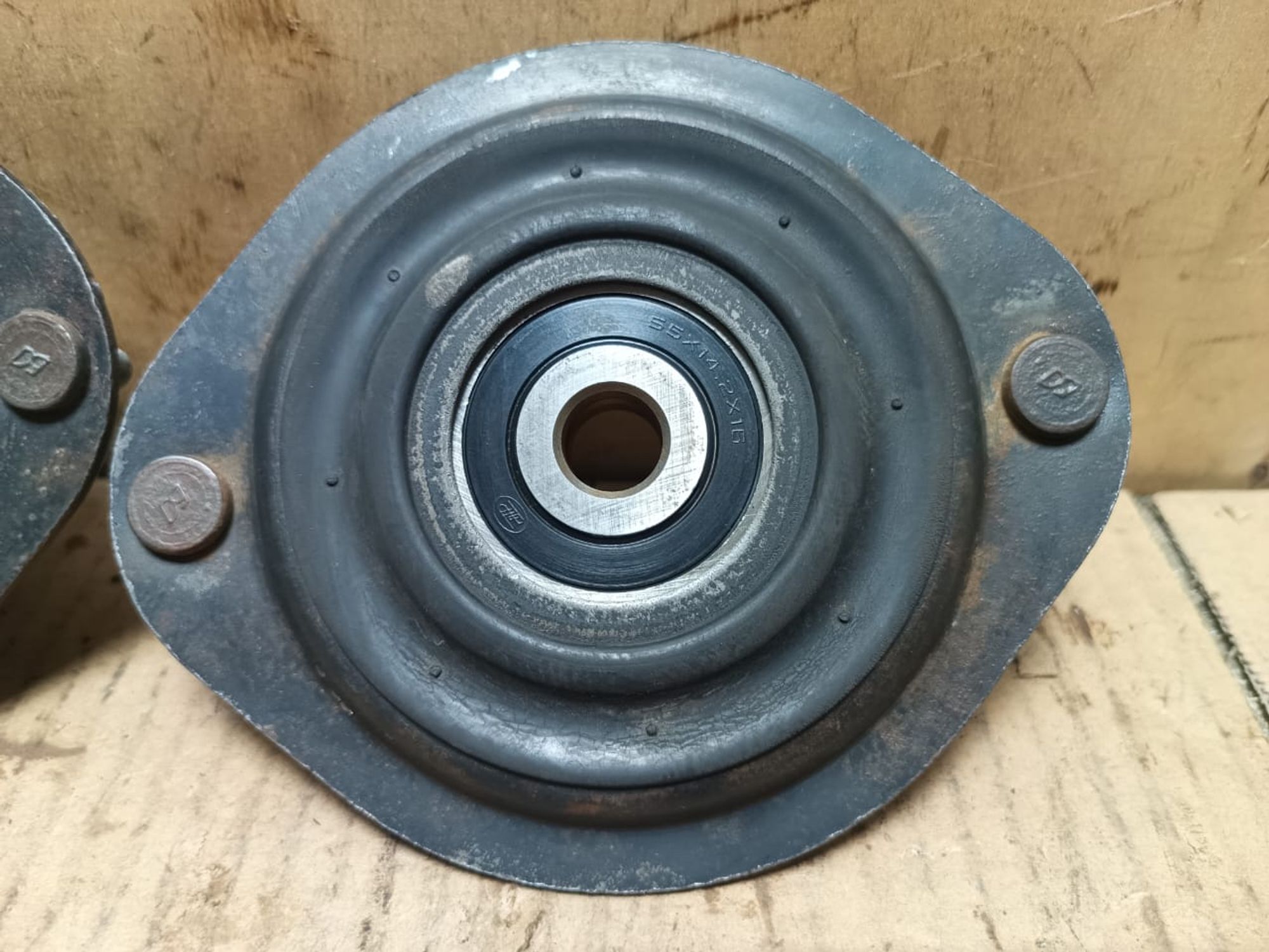 https://gcs.partsauto.market/rn-stockpro.appspot.com/thmbs/userImages/d89d66a30f14dbad161fb7a986aa0fe5/part/e7ec60df-3565-418f-add2-f4a0adbb0247_1740646419108.jpg