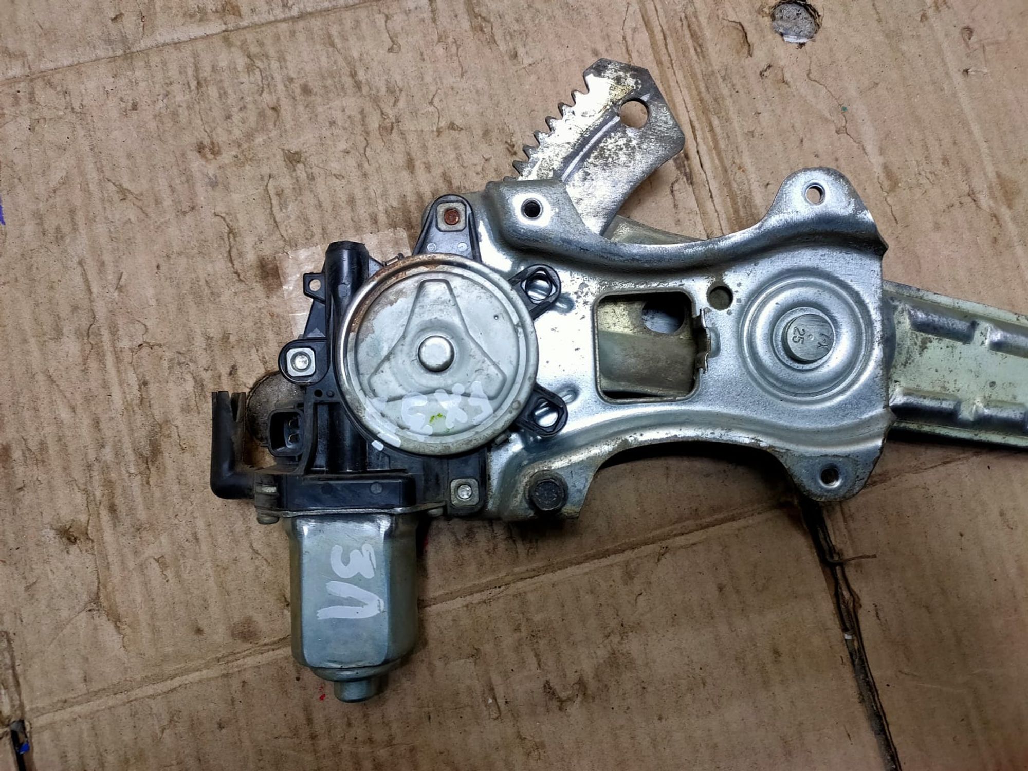 https://gcs.partsauto.market/rn-stockpro.appspot.com/thmbs/userImages/d89d66a30f14dbad161fb7a986aa0fe5/part/ec2f2d41-2e4a-4d5a-95d9-52e220282eef_1746082195880.jpg