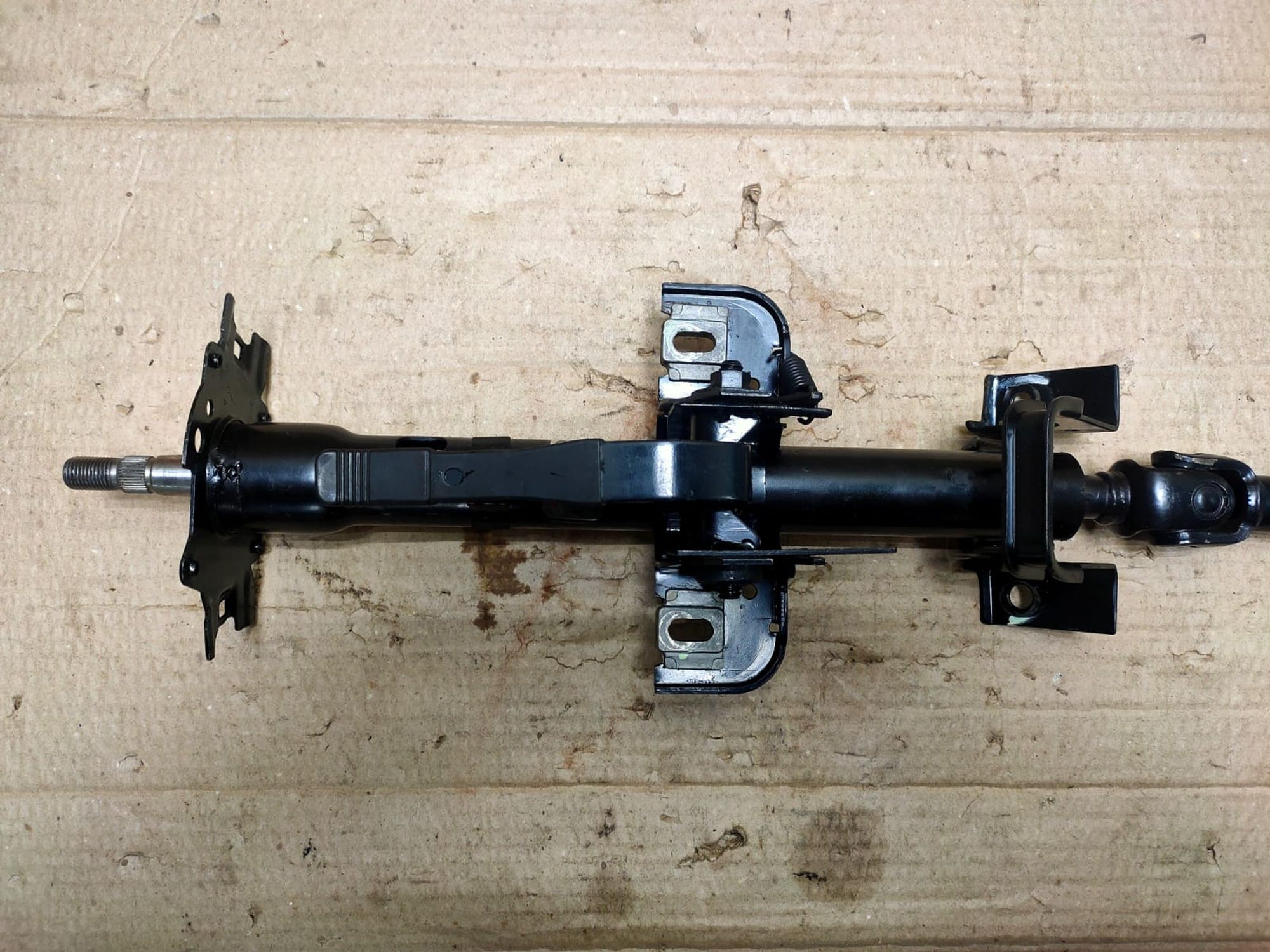 https://gcs.partsauto.market/rn-stockpro.appspot.com/thmbs/userImages/d89d66a30f14dbad161fb7a986aa0fe5/part/eda40f2c-d594-4356-abf3-c800d2e7d187_1749798511779.jpg