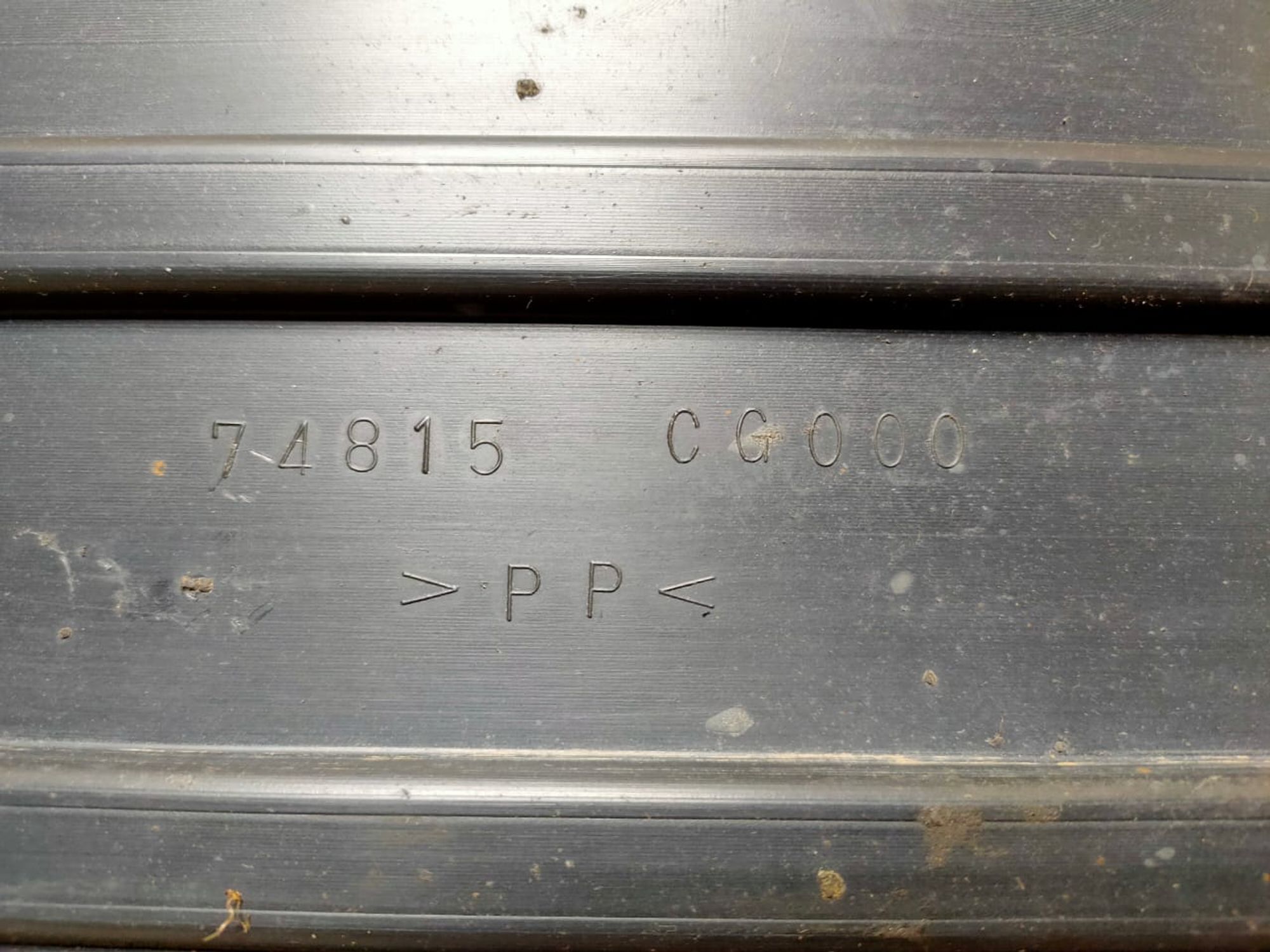 https://gcs.partsauto.market/rn-stockpro.appspot.com/thmbs/userImages/d89d66a30f14dbad161fb7a986aa0fe5/part/f56f3f7a-cad7-403d-aee0-d1ae02ccb9fd_1743512281628.jpg