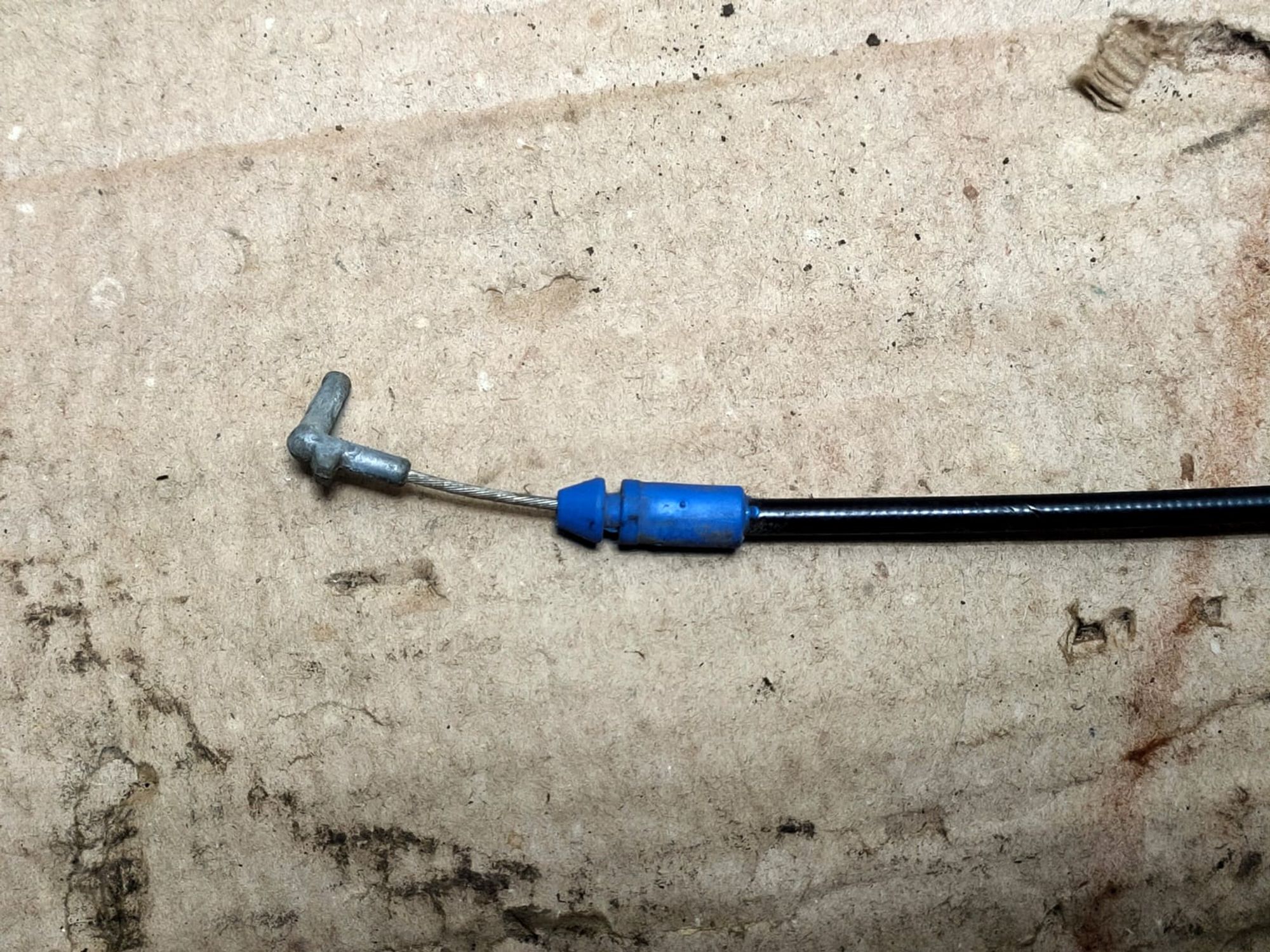 https://gcs.partsauto.market/rn-stockpro.appspot.com/thmbs/userImages/d89d66a30f14dbad161fb7a986aa0fe5/part/f921da86-23d8-4c6c-8f09-57df62c2dd17_1749710738583.jpg