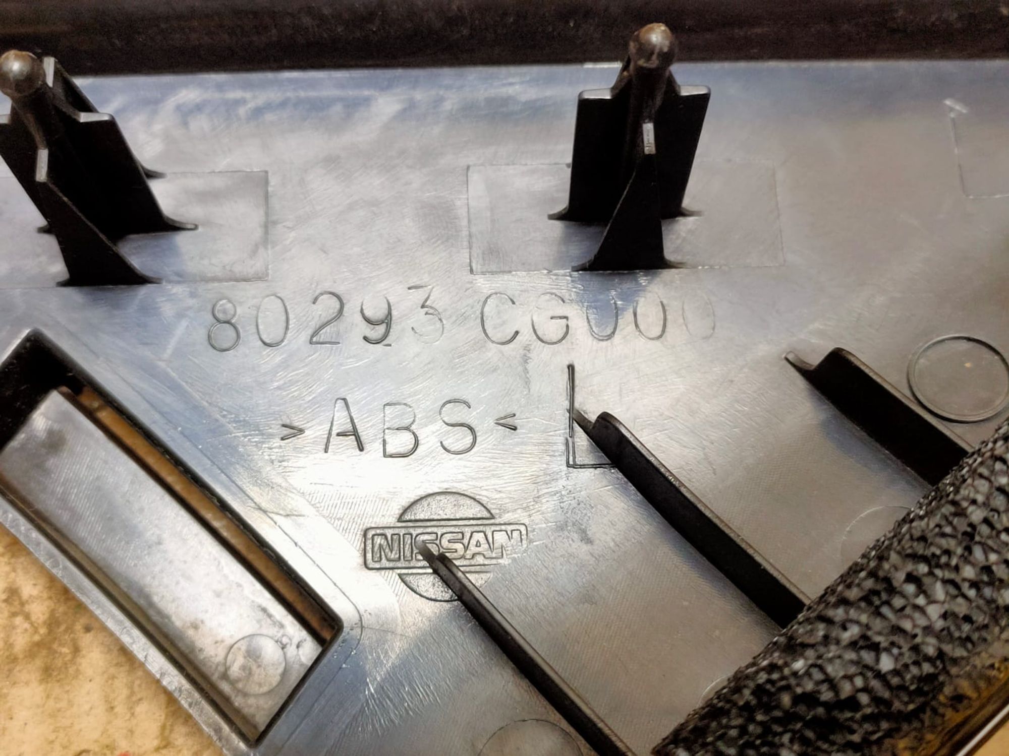 https://gcs.partsauto.market/rn-stockpro.appspot.com/thmbs/userImages/d89d66a30f14dbad161fb7a986aa0fe5/part/fc4b2be6-ab41-4048-96b7-9fb3f6092e57_1746281672566.jpg