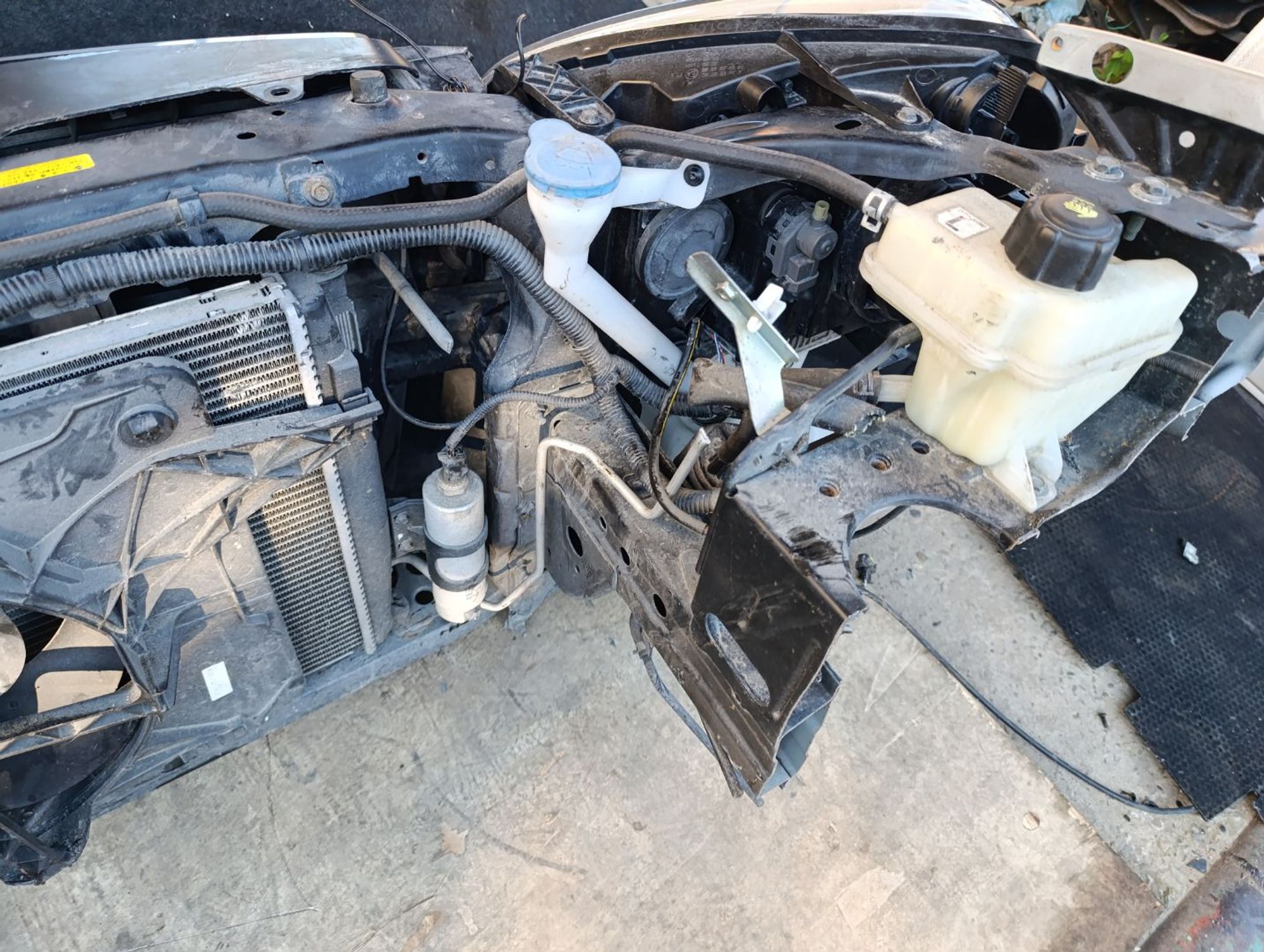 https://gcs.partsauto.market/rn-stockpro.appspot.com/thmbs/userImages/d9b05010c61782443e0b3e264cf05921/part/0120f3b2-2d97-43cb-80f1-9ce0961039e6_1748704841960.jpg
