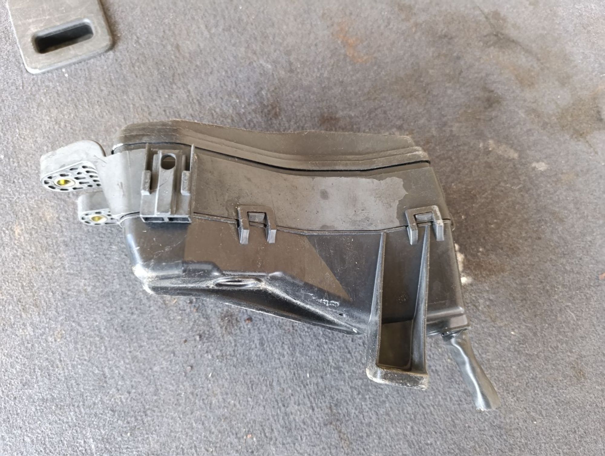 https://gcs.partsauto.market/rn-stockpro.appspot.com/thmbs/userImages/d9b05010c61782443e0b3e264cf05921/part/0550018e-f353-4b11-81c5-ccf3d7fbfd75_1740912531901.jpg