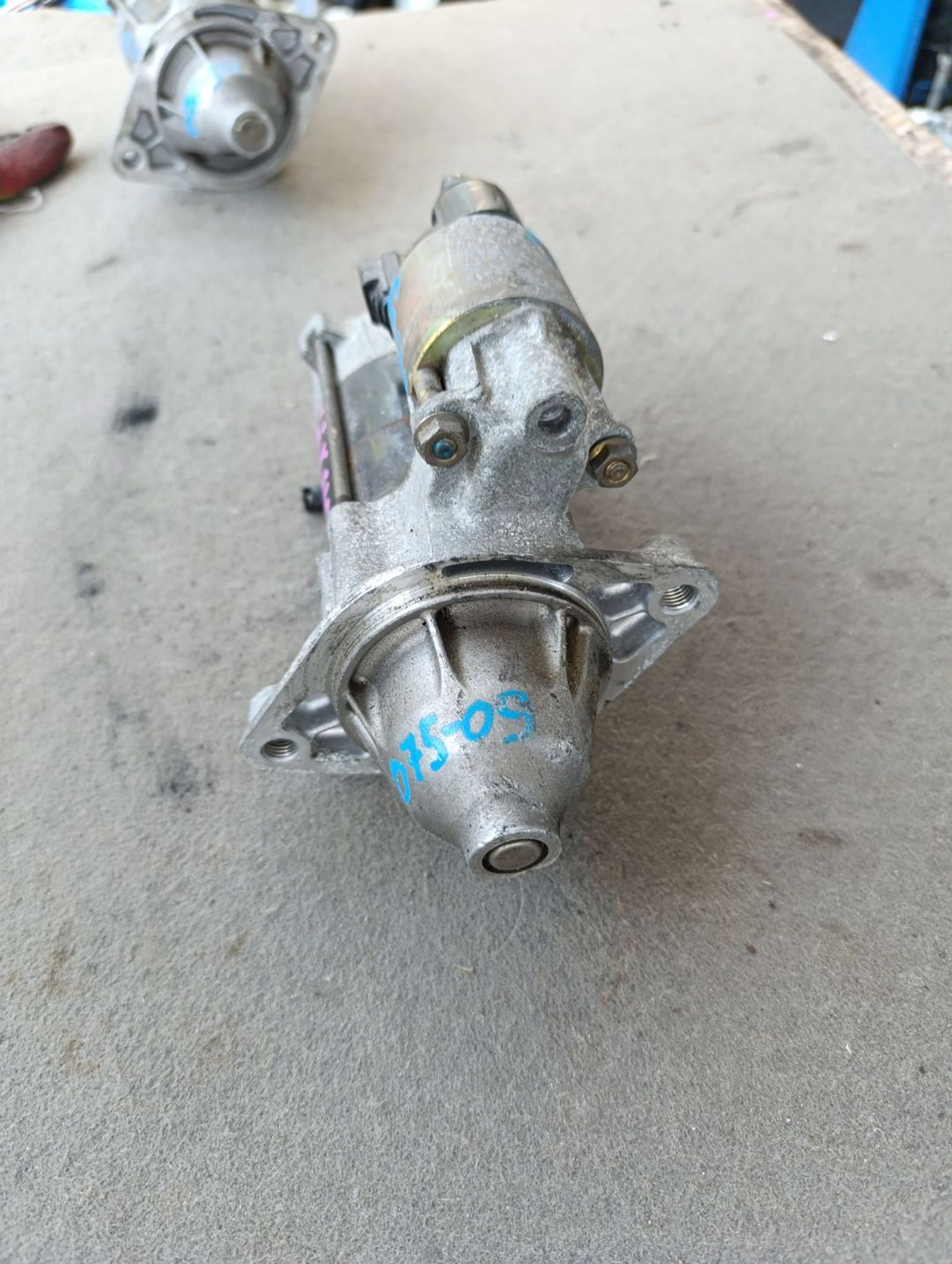 https://gcs.partsauto.market/rn-stockpro.appspot.com/thmbs/userImages/d9b05010c61782443e0b3e264cf05921/part/0c54e1c4-f2ba-4b37-8100-adaf81b6aa17_1749030995887.jpg