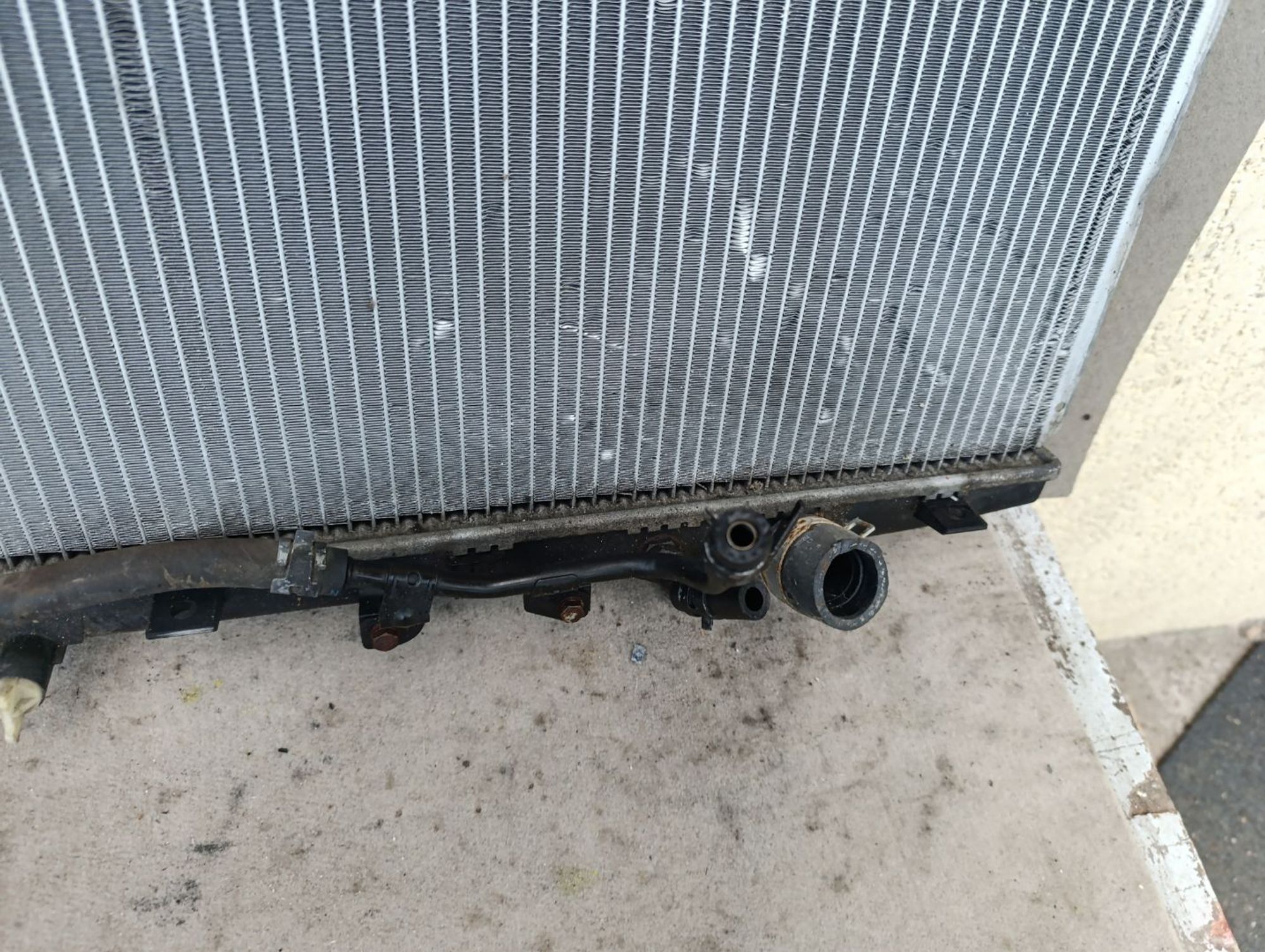 https://gcs.partsauto.market/rn-stockpro.appspot.com/thmbs/userImages/d9b05010c61782443e0b3e264cf05921/part/12704064-42e1-497b-af3d-4ccf4493b0cf_1748951207145.jpg