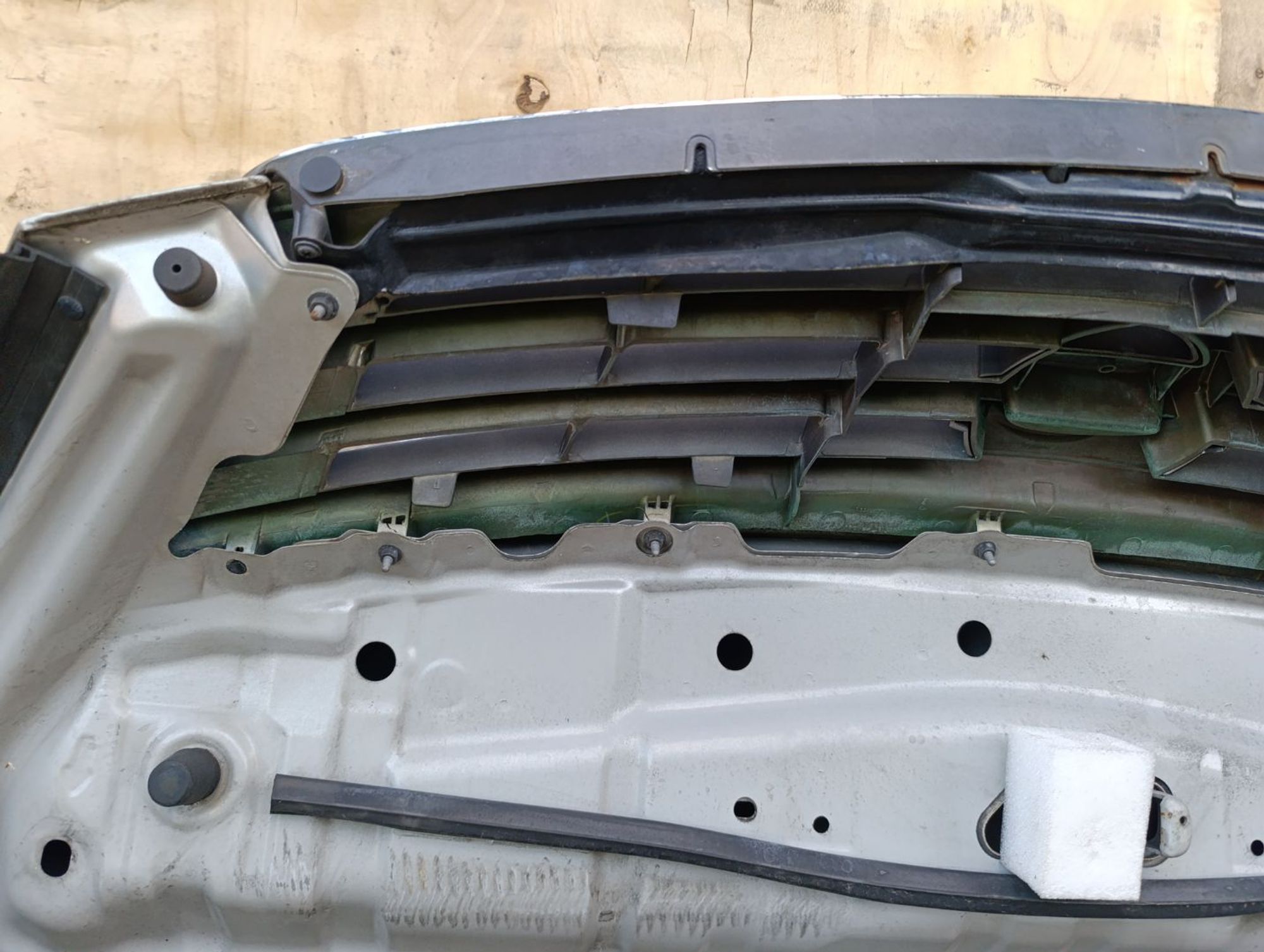 https://gcs.partsauto.market/rn-stockpro.appspot.com/thmbs/userImages/d9b05010c61782443e0b3e264cf05921/part/16d3f304-abe0-4d98-b0bd-c7aad0e88592_1749652344730.jpg