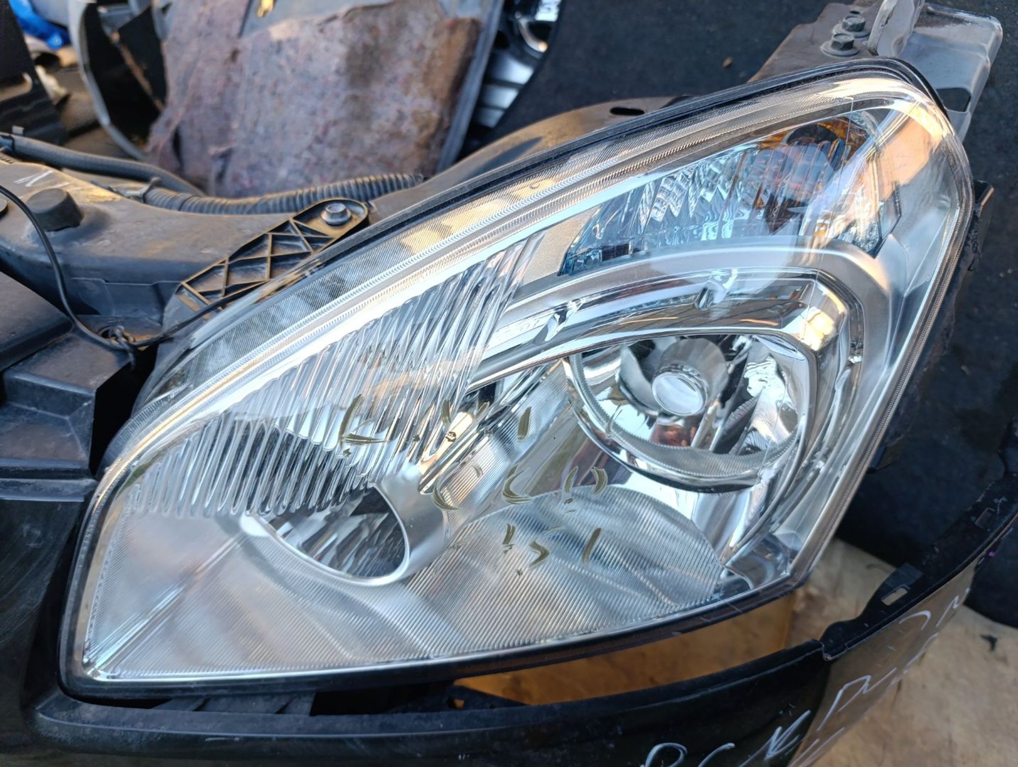 https://gcs.partsauto.market/rn-stockpro.appspot.com/thmbs/userImages/d9b05010c61782443e0b3e264cf05921/part/198e038c-9c6d-428b-b7f3-a0a4d49d9947_1748704804628.jpg