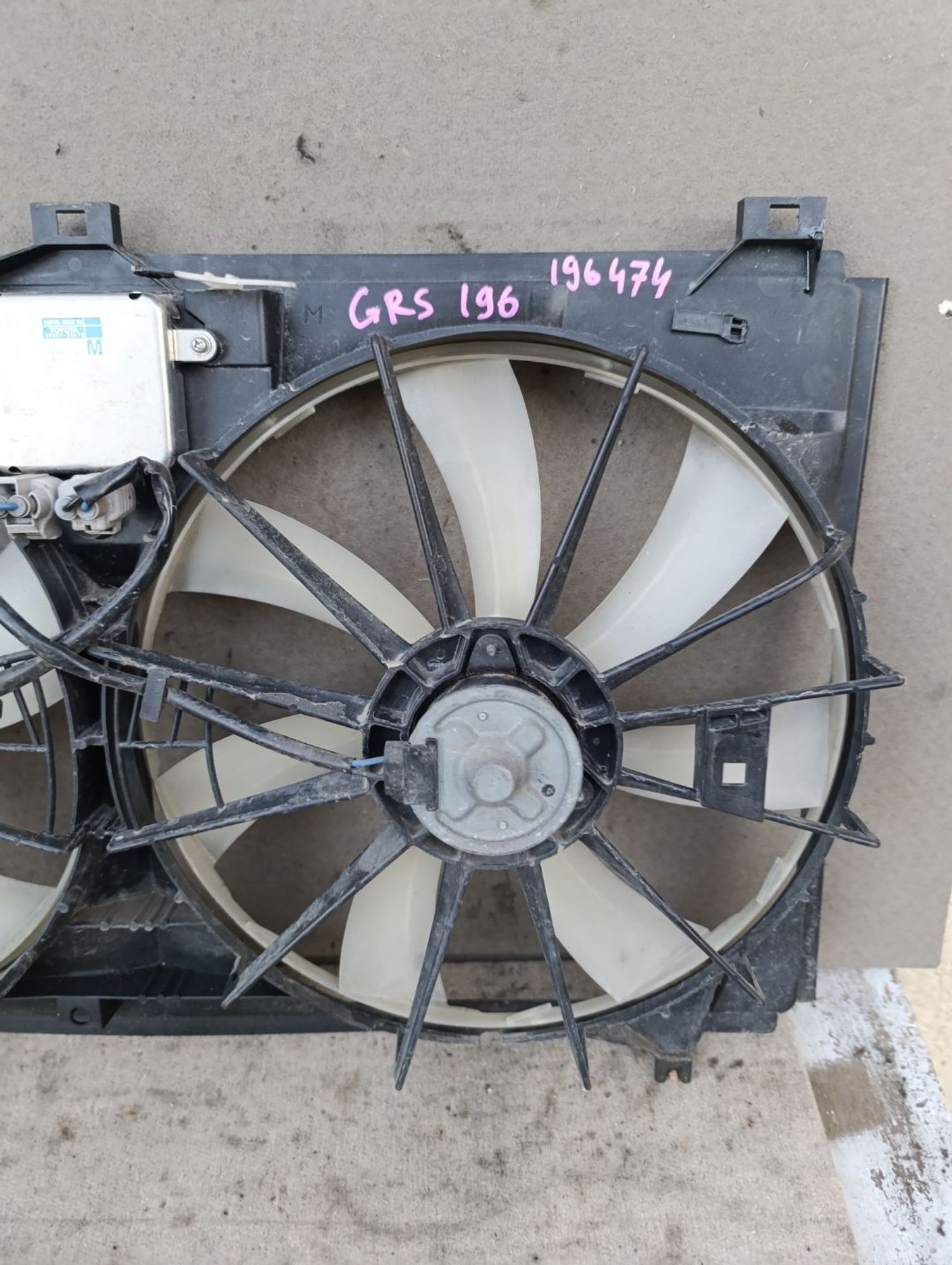 https://gcs.partsauto.market/rn-stockpro.appspot.com/thmbs/userImages/d9b05010c61782443e0b3e264cf05921/part/1a307d2f-ac19-4643-9636-3ca4bd9a2f6f_1748971002168.jpg