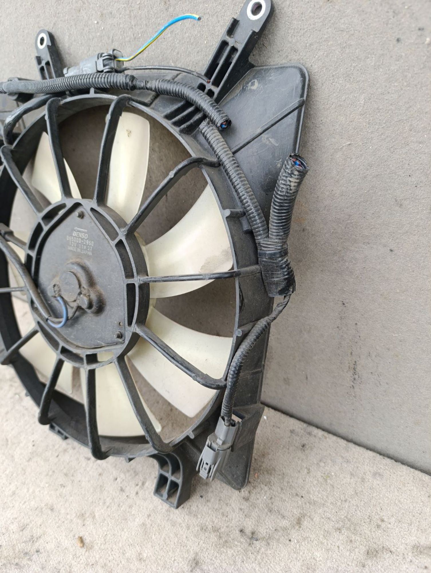 https://gcs.partsauto.market/rn-stockpro.appspot.com/thmbs/userImages/d9b05010c61782443e0b3e264cf05921/part/202311fa-1fae-4de0-9bdd-fd5d9496cb6f_1748868341489.jpg