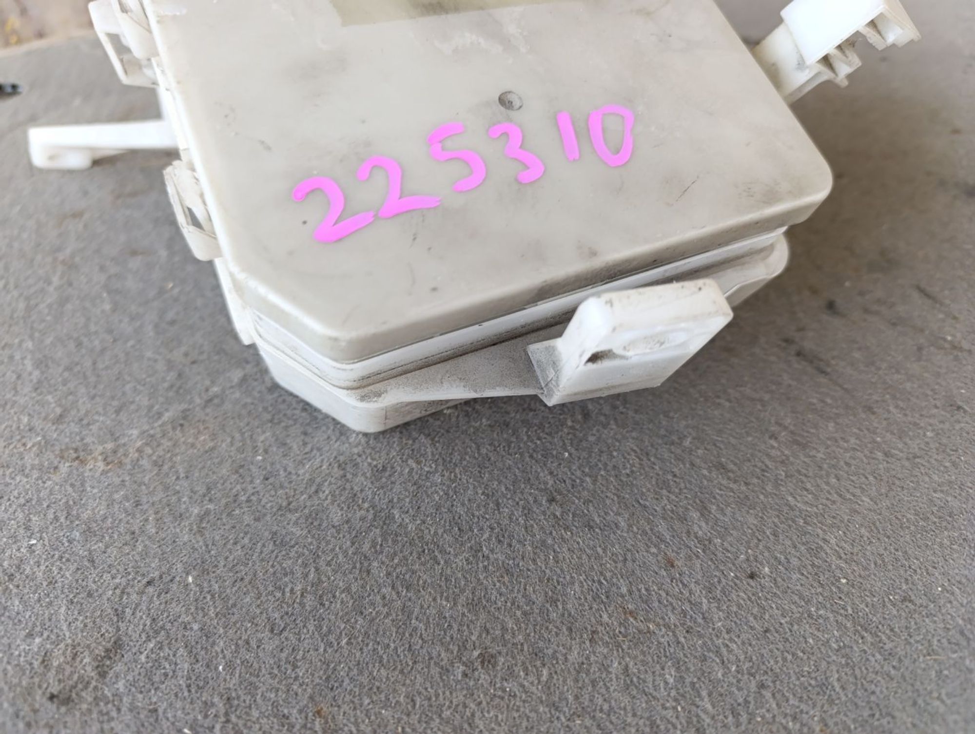 https://gcs.partsauto.market/rn-stockpro.appspot.com/thmbs/userImages/d9b05010c61782443e0b3e264cf05921/part/2261a4d1-829b-4c4c-880f-8726c6179d31_1748854789785.jpg