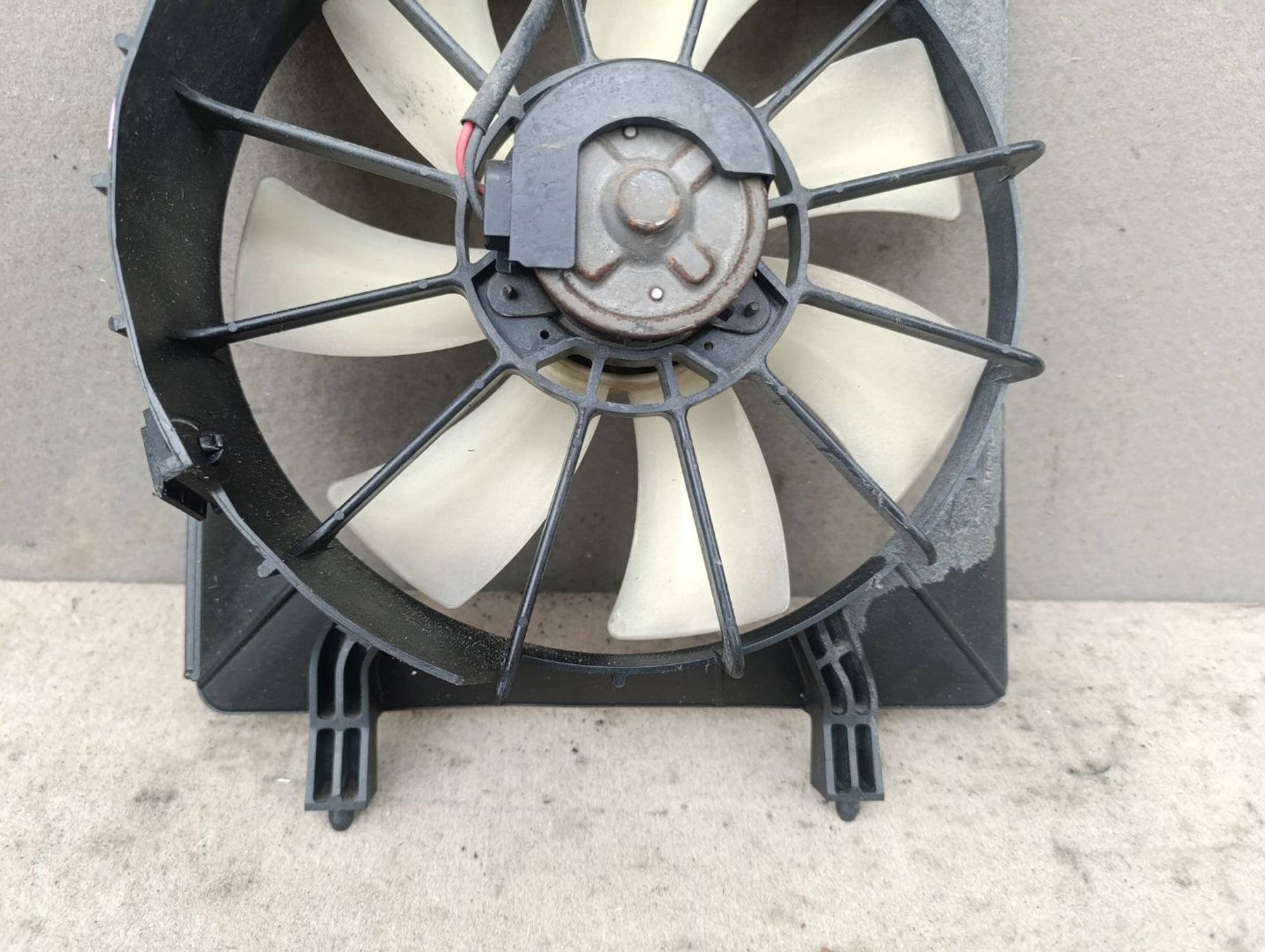 https://gcs.partsauto.market/rn-stockpro.appspot.com/thmbs/userImages/d9b05010c61782443e0b3e264cf05921/part/372af0f9-8b10-4694-b6dc-4cc6c83fd018_1748868470187.jpg