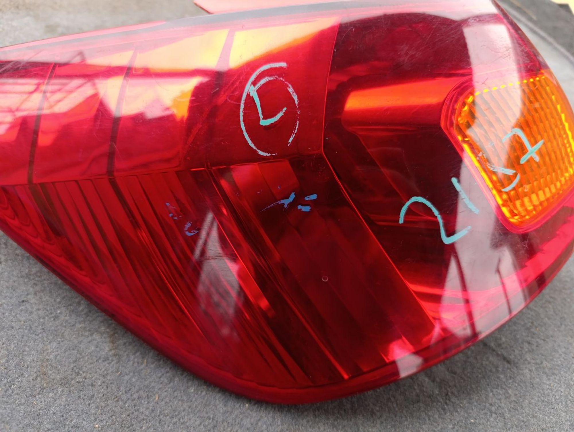 https://gcs.partsauto.market/rn-stockpro.appspot.com/thmbs/userImages/d9b05010c61782443e0b3e264cf05921/part/377a92a1-52c0-4b76-8c0e-e160c9a1557a_1742565004893.jpg