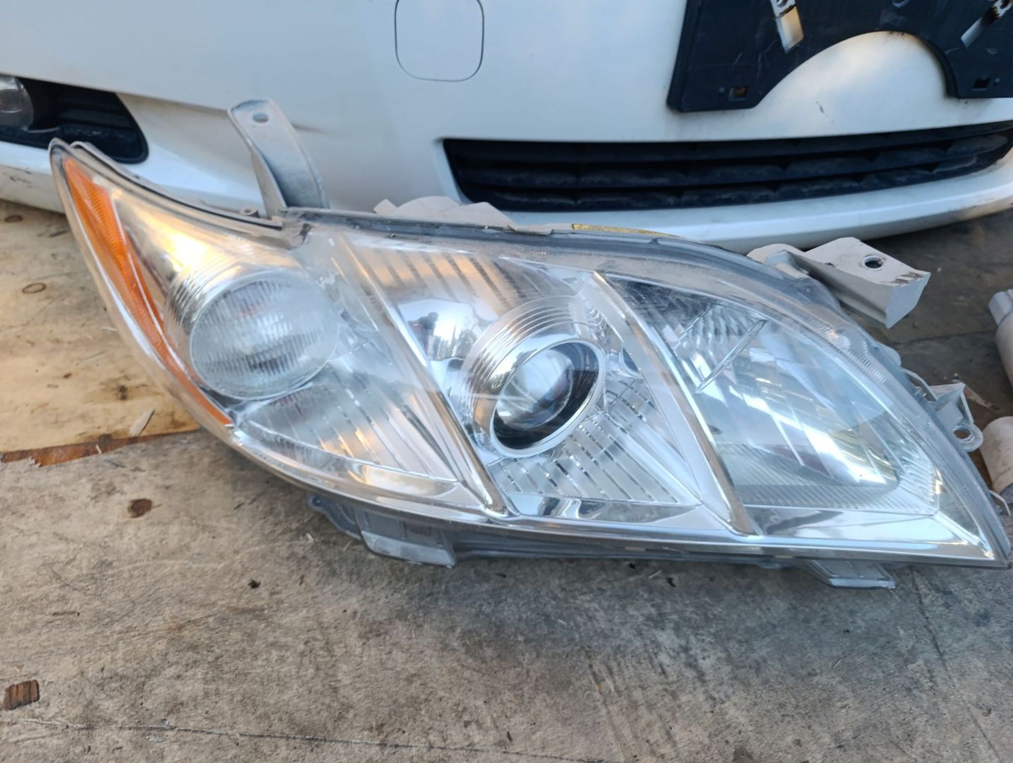 https://gcs.partsauto.market/rn-stockpro.appspot.com/thmbs/userImages/d9b05010c61782443e0b3e264cf05921/part/4141df2a-ca8f-40fa-9f75-2c1e134f0de4_1748707647792.jpg