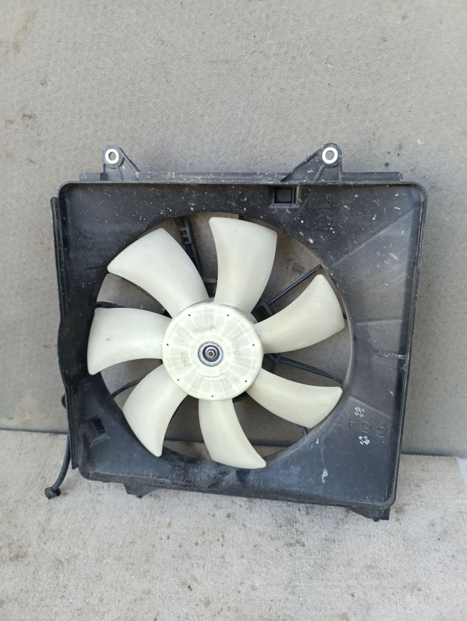 https://gcs.partsauto.market/rn-stockpro.appspot.com/thmbs/userImages/d9b05010c61782443e0b3e264cf05921/part/4421269b-5a8b-49fa-a1d9-d02aefdda3e8_1748701932826.jpg