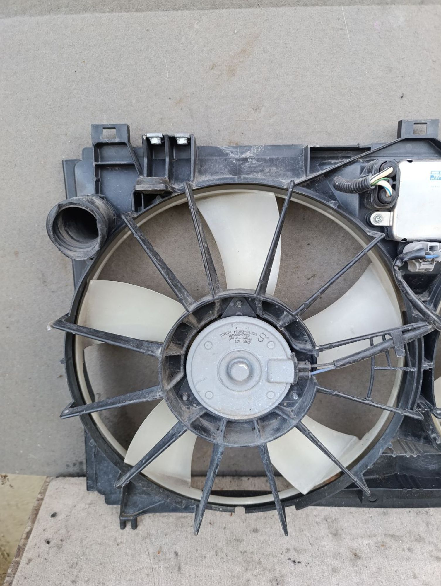 https://gcs.partsauto.market/rn-stockpro.appspot.com/thmbs/userImages/d9b05010c61782443e0b3e264cf05921/part/4b2a6995-47c4-4a42-8015-1c2fa95429e6_1748971005103.jpg