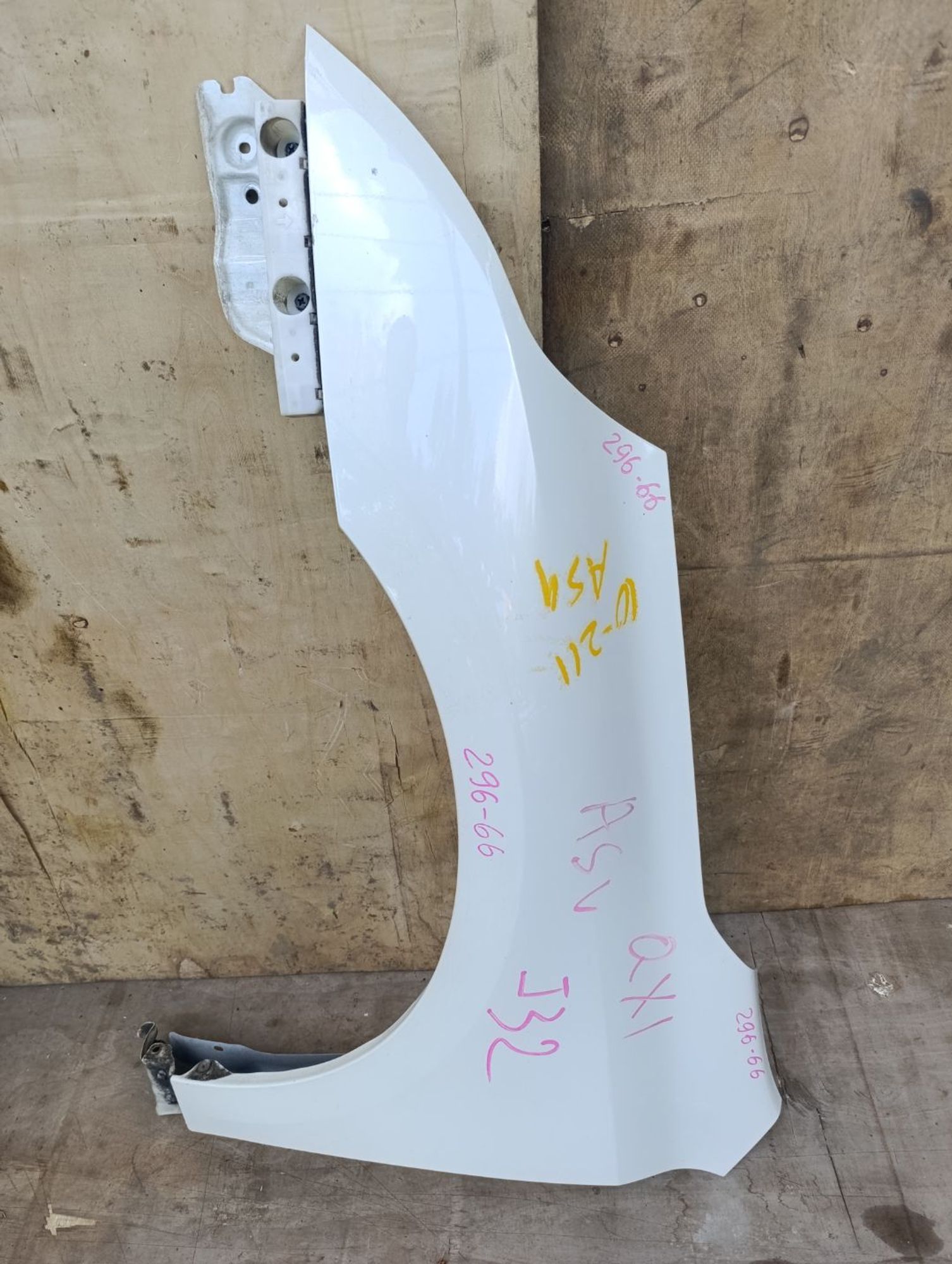 https://gcs.partsauto.market/rn-stockpro.appspot.com/thmbs/userImages/d9b05010c61782443e0b3e264cf05921/part/4f74e6a8-9c06-4dd1-baf3-3c21a3c53df2_1749042107449.jpg