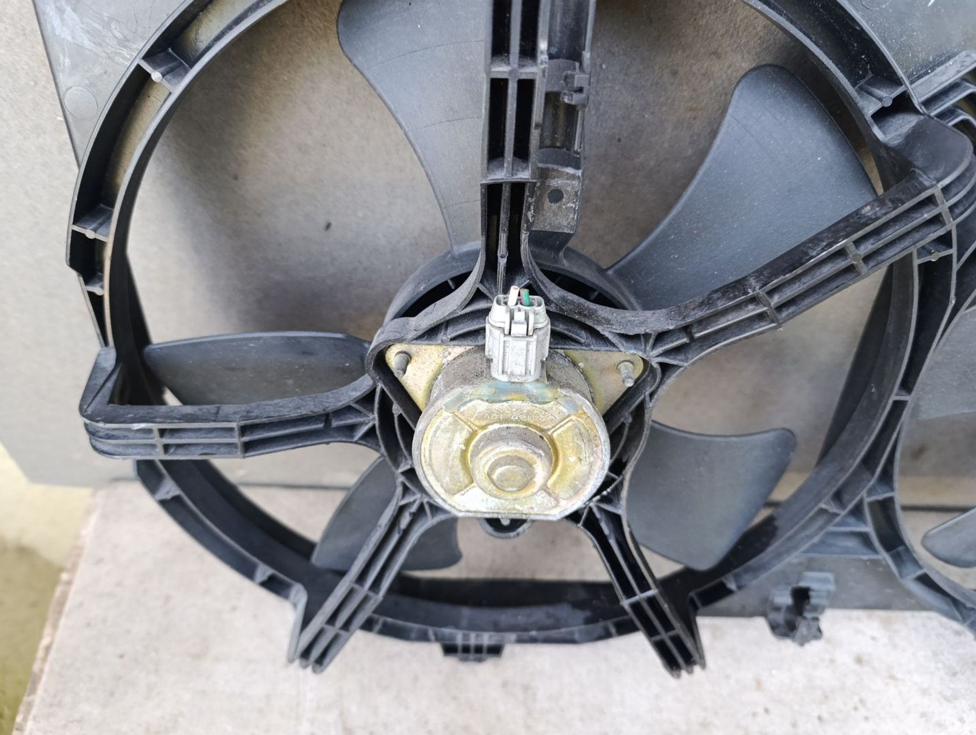 https://gcs.partsauto.market/rn-stockpro.appspot.com/thmbs/userImages/d9b05010c61782443e0b3e264cf05921/part/50783084-0871-4337-8344-c280469d251b_1748779241936.jpg