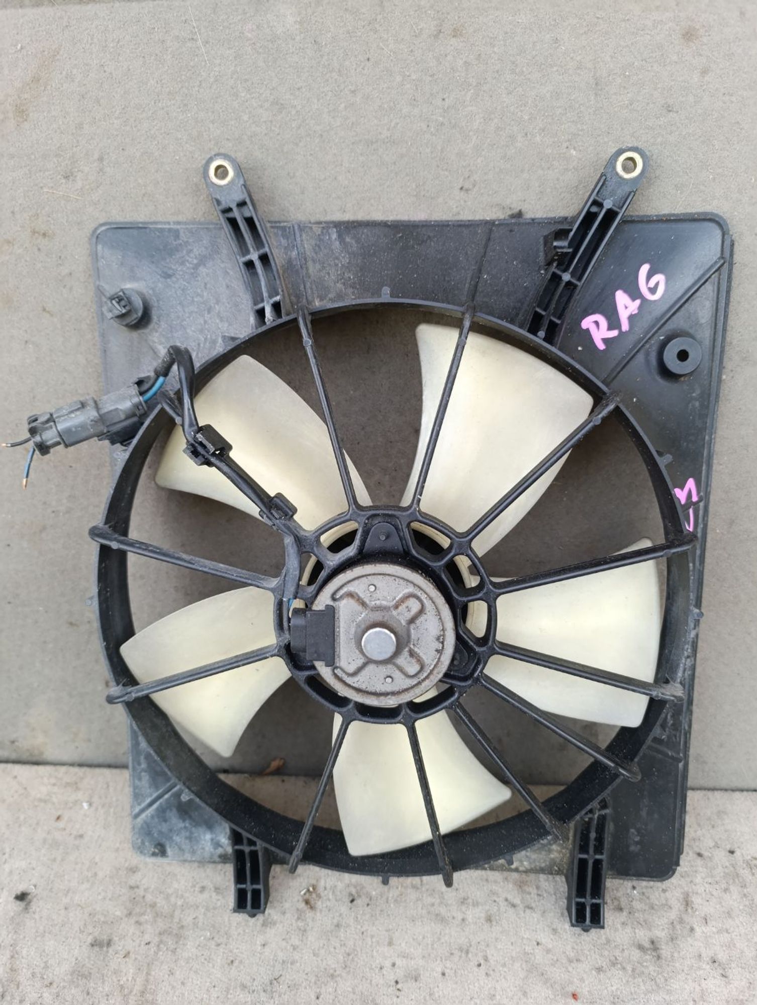 https://gcs.partsauto.market/rn-stockpro.appspot.com/thmbs/userImages/d9b05010c61782443e0b3e264cf05921/part/50b47e15-49f5-4950-8c4c-5e67add7c335_1748960655503.jpg