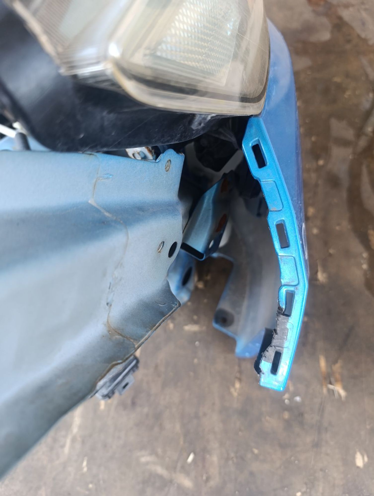 https://gcs.partsauto.market/rn-stockpro.appspot.com/thmbs/userImages/d9b05010c61782443e0b3e264cf05921/part/65315bf3-23c2-4c53-b411-e3e131c1fc6e_1748770649598.jpg
