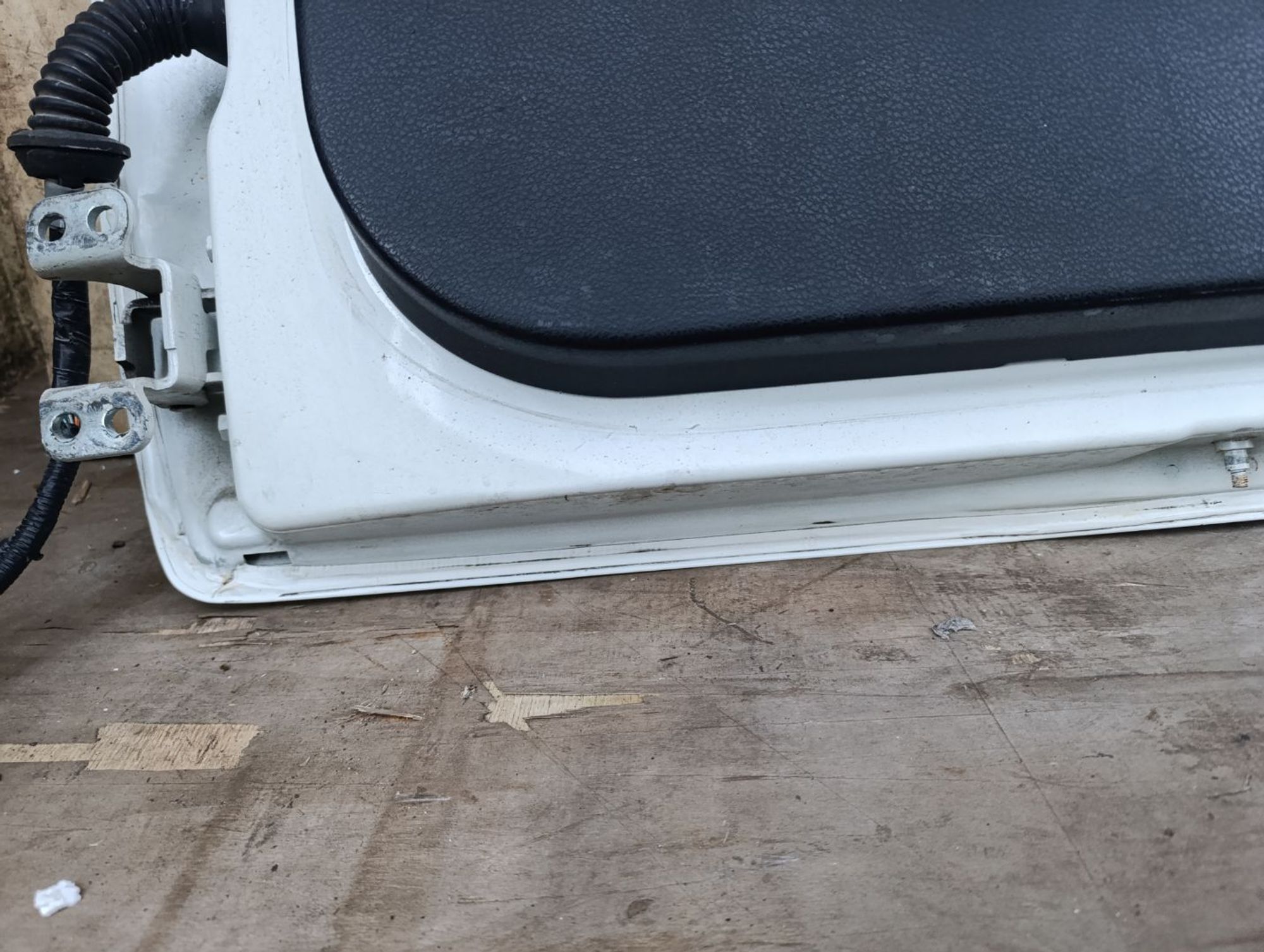 https://gcs.partsauto.market/rn-stockpro.appspot.com/thmbs/userImages/d9b05010c61782443e0b3e264cf05921/part/65d3182a-995e-4562-a55c-b333bb71ff6a_1749056044530.jpg