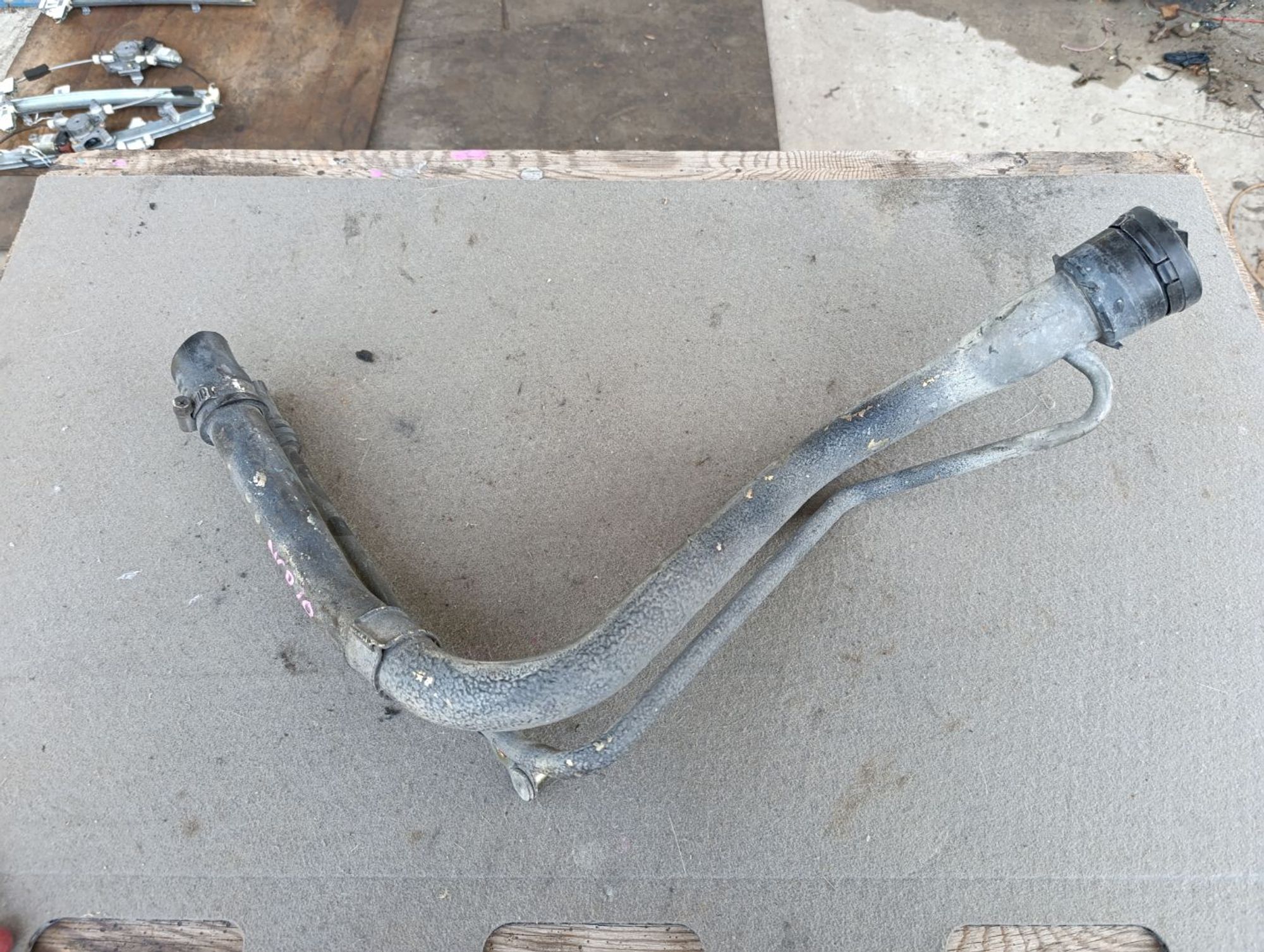 https://gcs.partsauto.market/rn-stockpro.appspot.com/thmbs/userImages/d9b05010c61782443e0b3e264cf05921/part/741a6329-f540-4338-97cf-a51844125748_1749026208985.jpg