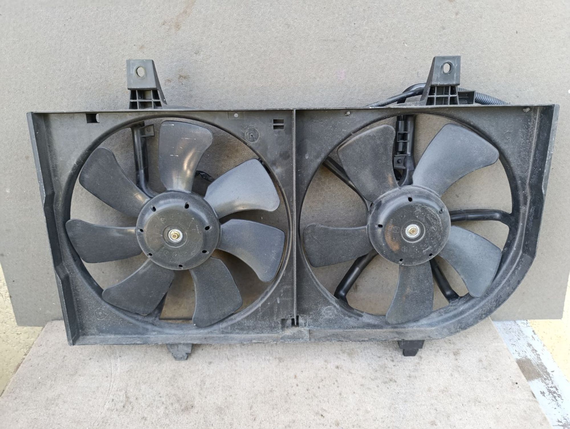 https://gcs.partsauto.market/rn-stockpro.appspot.com/thmbs/userImages/d9b05010c61782443e0b3e264cf05921/part/7420e053-fc71-4761-9718-92af867dea53_1748779108518.jpg