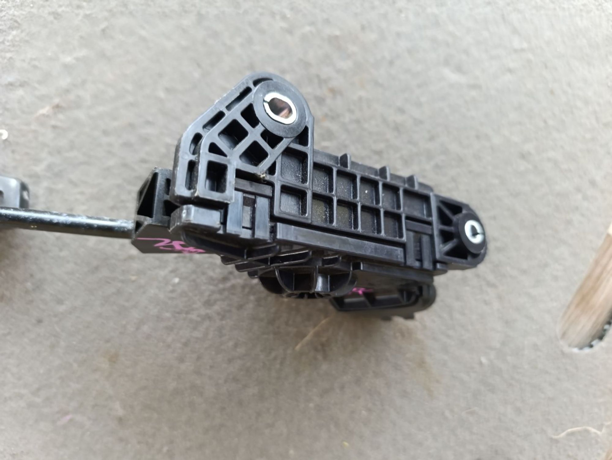 https://gcs.partsauto.market/rn-stockpro.appspot.com/thmbs/userImages/d9b05010c61782443e0b3e264cf05921/part/7aa94756-a43f-4e7d-8bb6-5ee932f5bf17_1748857319240.jpg