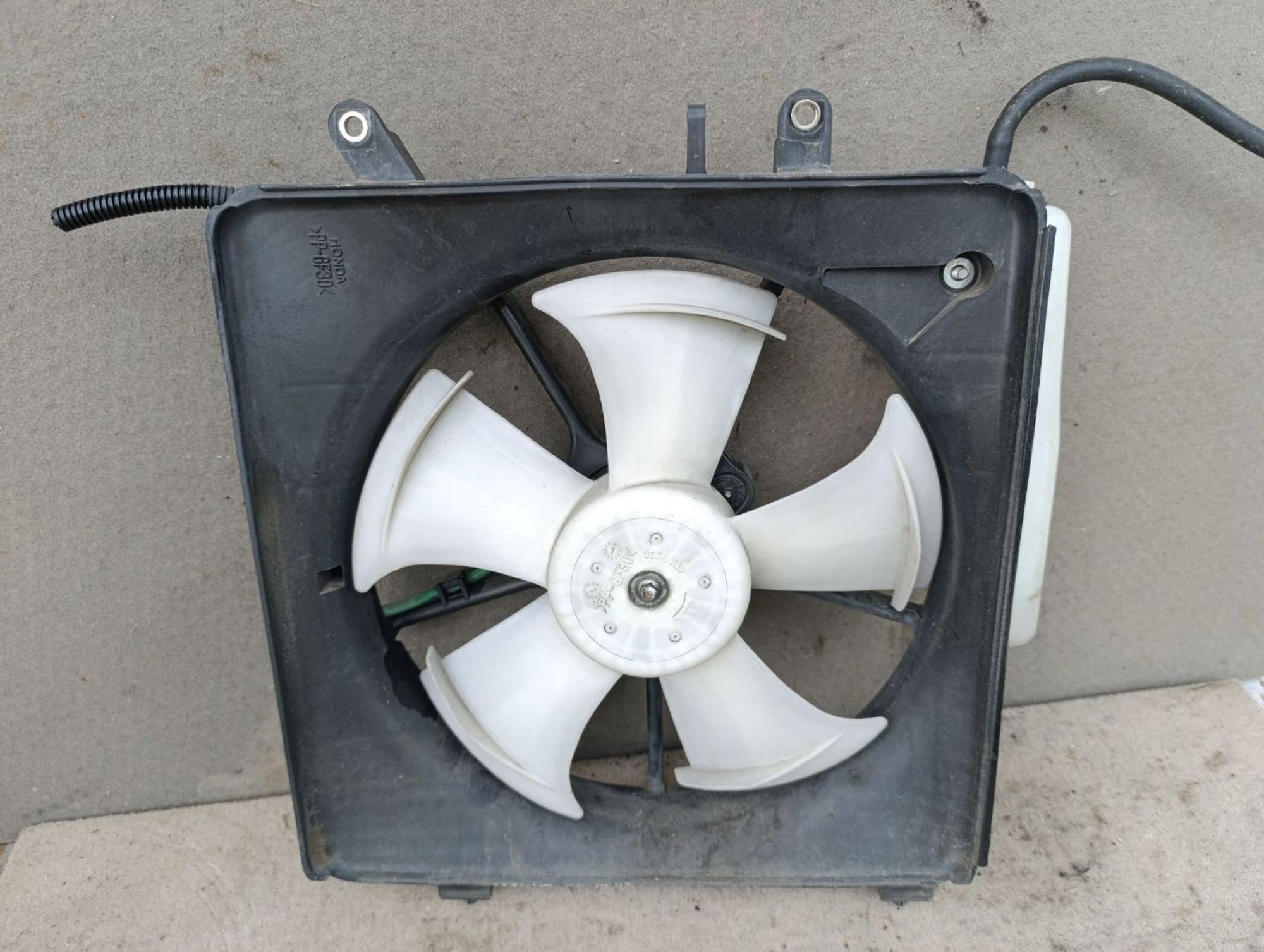 https://gcs.partsauto.market/rn-stockpro.appspot.com/thmbs/userImages/d9b05010c61782443e0b3e264cf05921/part/7da416ae-7e00-420b-a1fd-2ed3771d3558_1748868130869.jpg