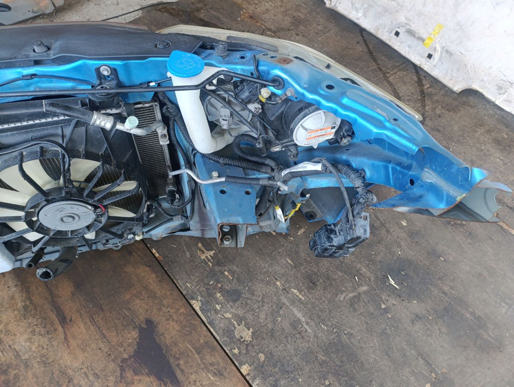https://gcs.partsauto.market/rn-stockpro.appspot.com/thmbs/userImages/d9b05010c61782443e0b3e264cf05921/part/80f8bc2e-d787-4f12-a842-436bfad1fc79_1748770638913.jpg