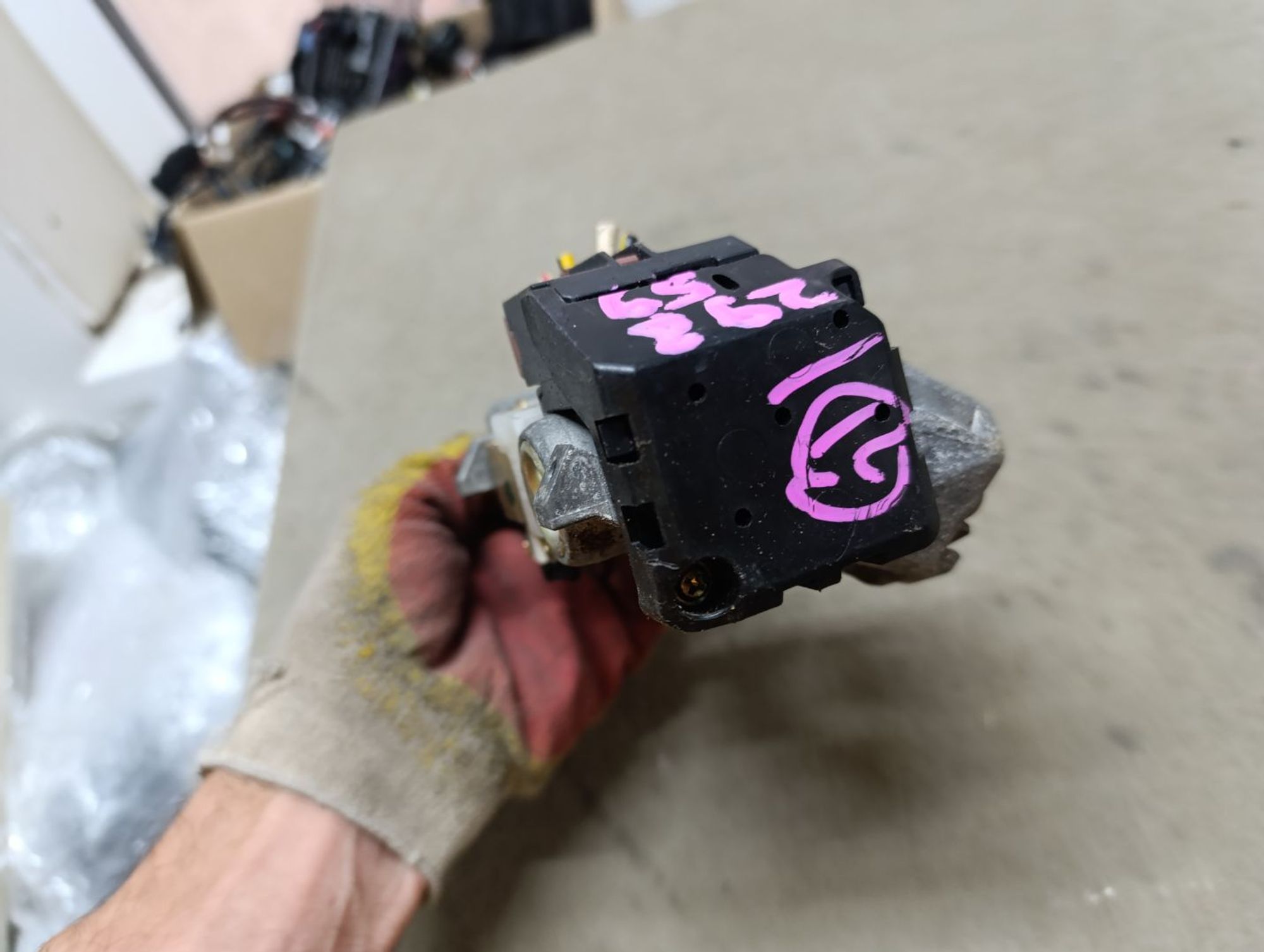 https://gcs.partsauto.market/rn-stockpro.appspot.com/thmbs/userImages/d9b05010c61782443e0b3e264cf05921/part/85585f2d-cf50-44e0-9c19-635241f2de5d_1750246994212.jpg