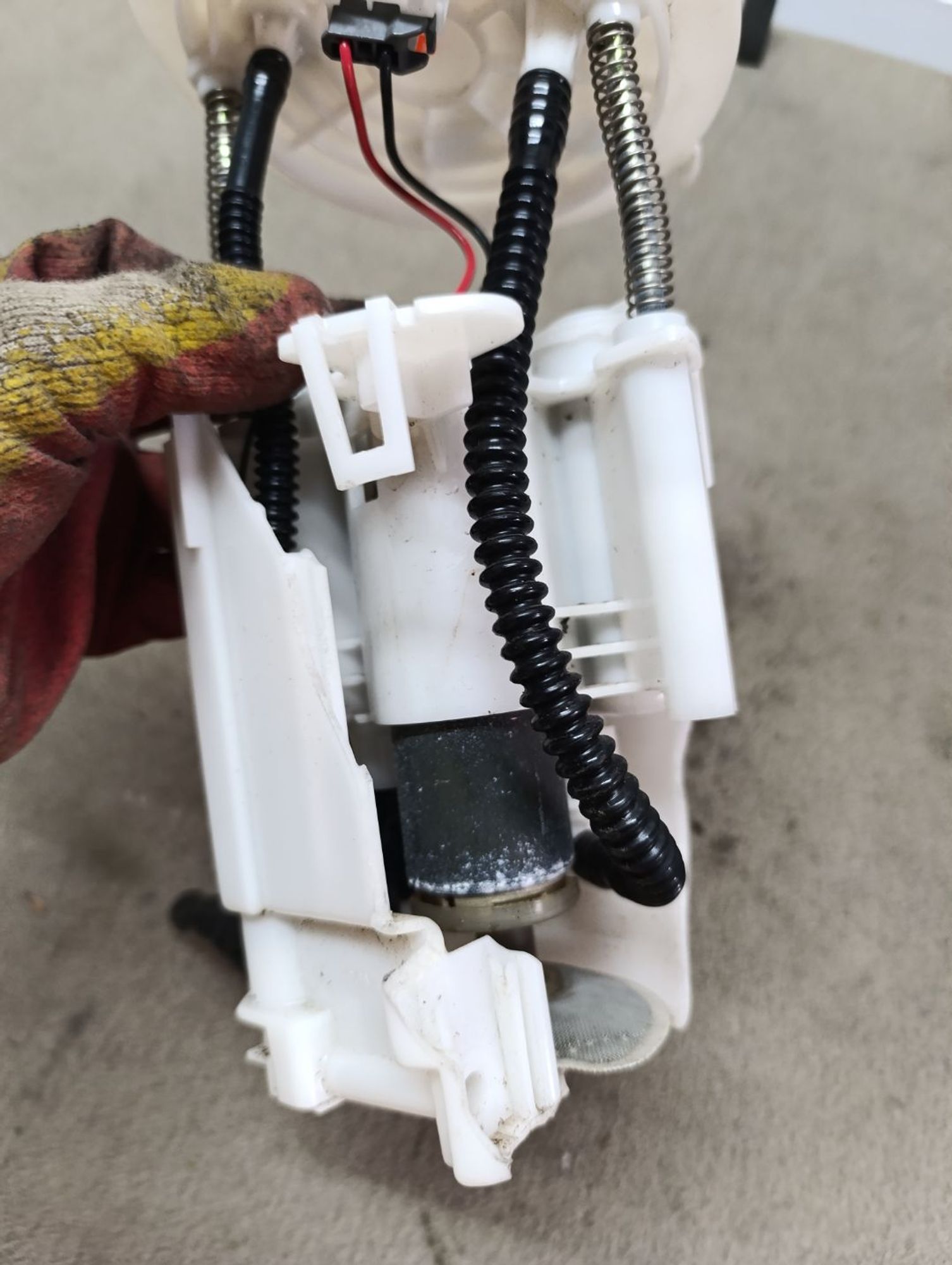 https://gcs.partsauto.market/rn-stockpro.appspot.com/thmbs/userImages/d9b05010c61782443e0b3e264cf05921/part/8bfef0e4-84d3-4c93-aee9-8676d1bf2f0b_1750253980773.jpg