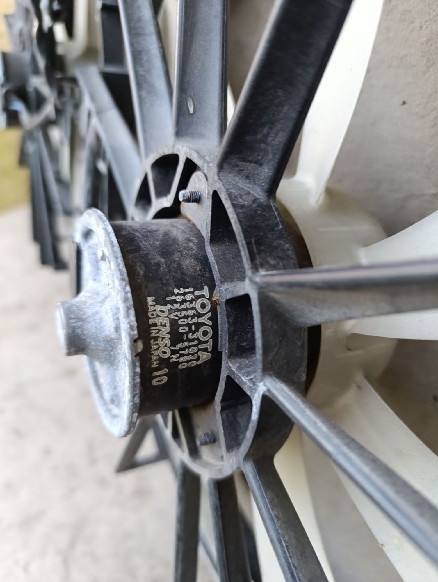 https://gcs.partsauto.market/rn-stockpro.appspot.com/thmbs/userImages/d9b05010c61782443e0b3e264cf05921/part/8efac58d-12fb-4891-955c-4859db8896a0_1748964435724.jpg