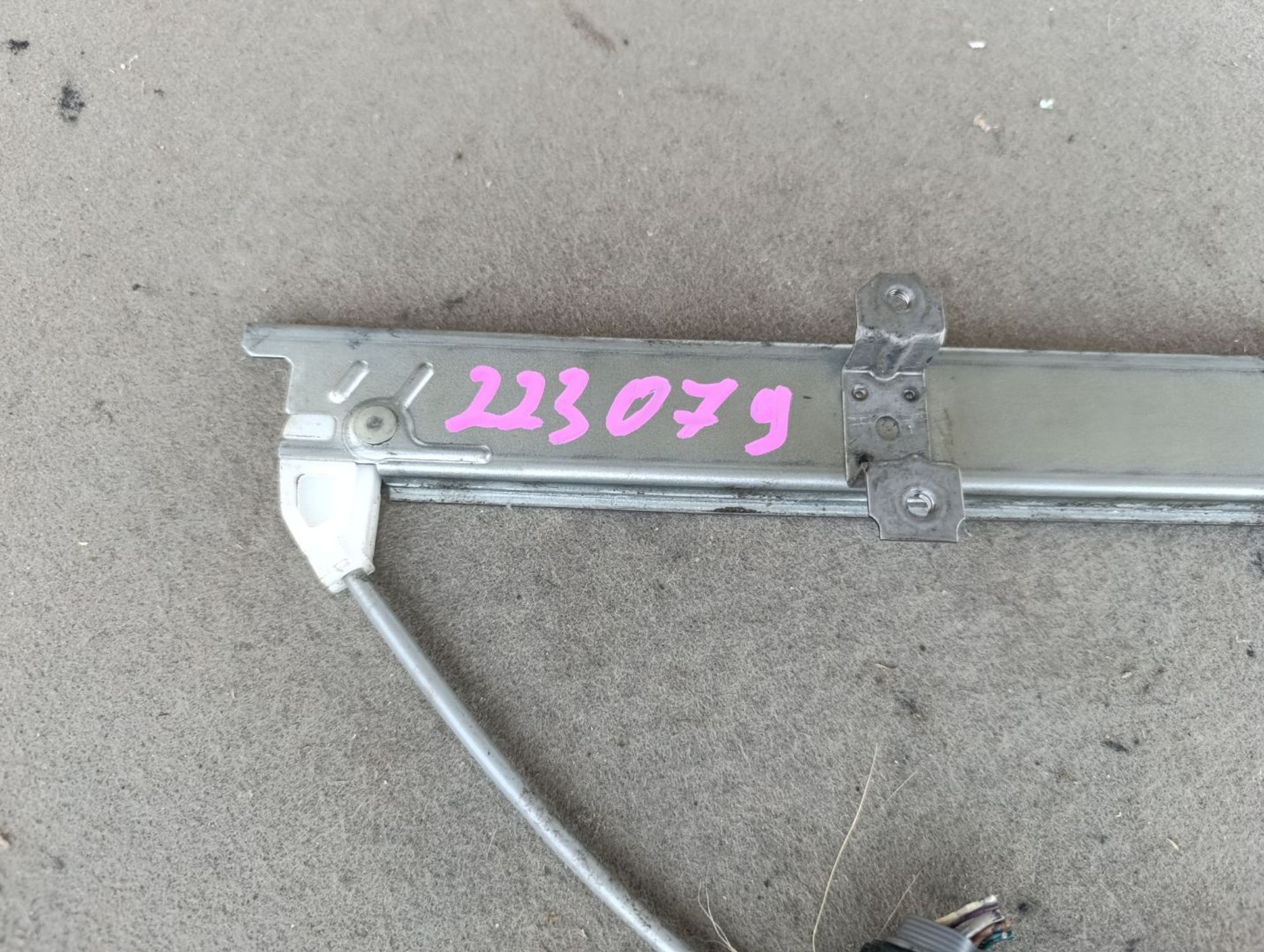 https://gcs.partsauto.market/rn-stockpro.appspot.com/thmbs/userImages/d9b05010c61782443e0b3e264cf05921/part/91dbe649-e60b-444a-b957-63d27a6ebf0b_1749115181065.jpg