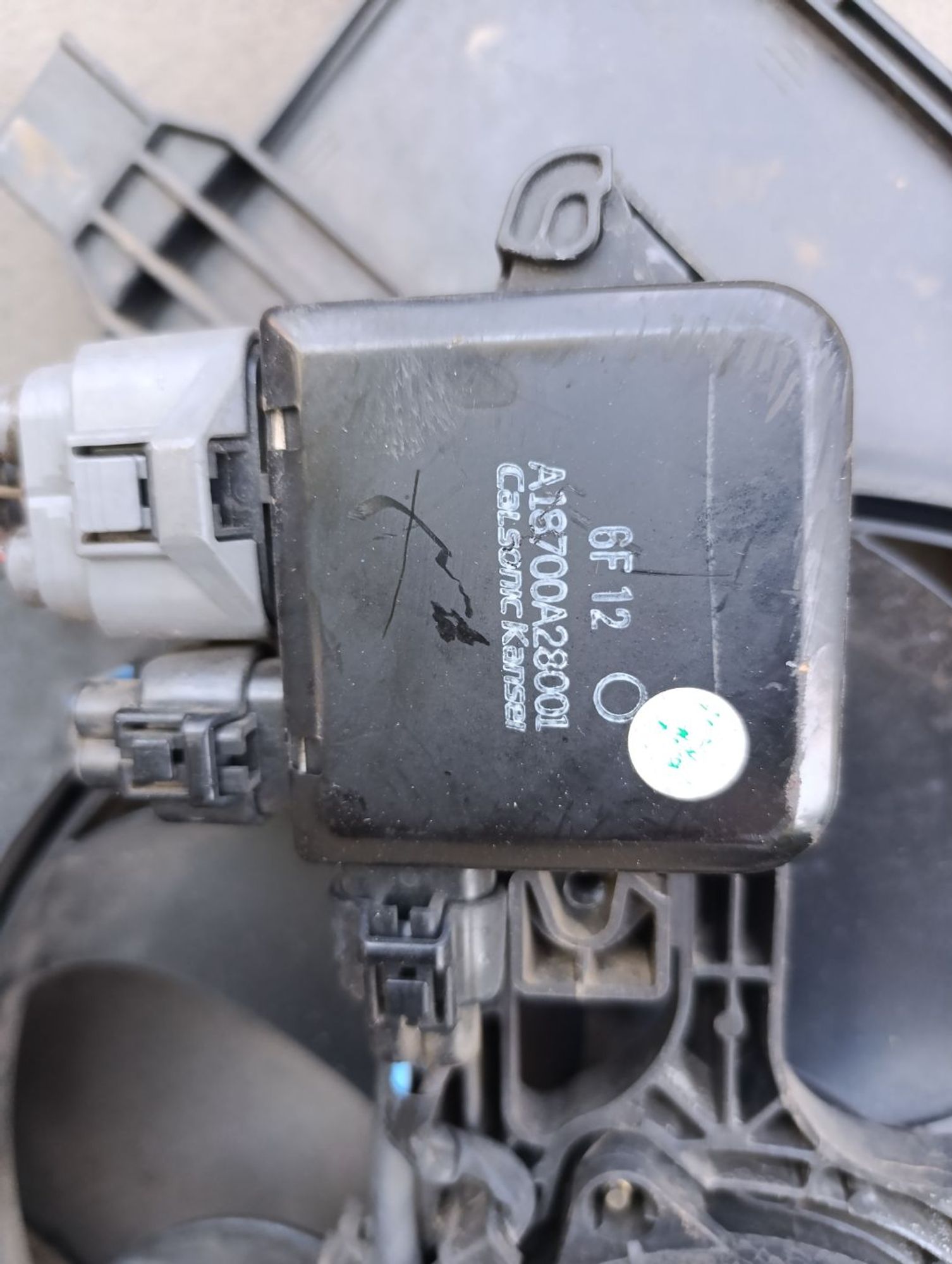 https://gcs.partsauto.market/rn-stockpro.appspot.com/thmbs/userImages/d9b05010c61782443e0b3e264cf05921/part/99073ae5-38b0-41c7-8806-eca275af9e8b_1748961077185.jpg