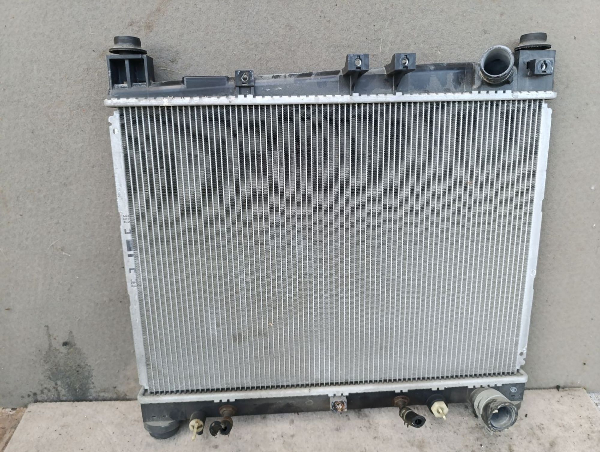 https://gcs.partsauto.market/rn-stockpro.appspot.com/thmbs/userImages/d9b05010c61782443e0b3e264cf05921/part/9fae4419-ed06-4b97-9820-3ac5e21a4fe5_1748953436930.jpg