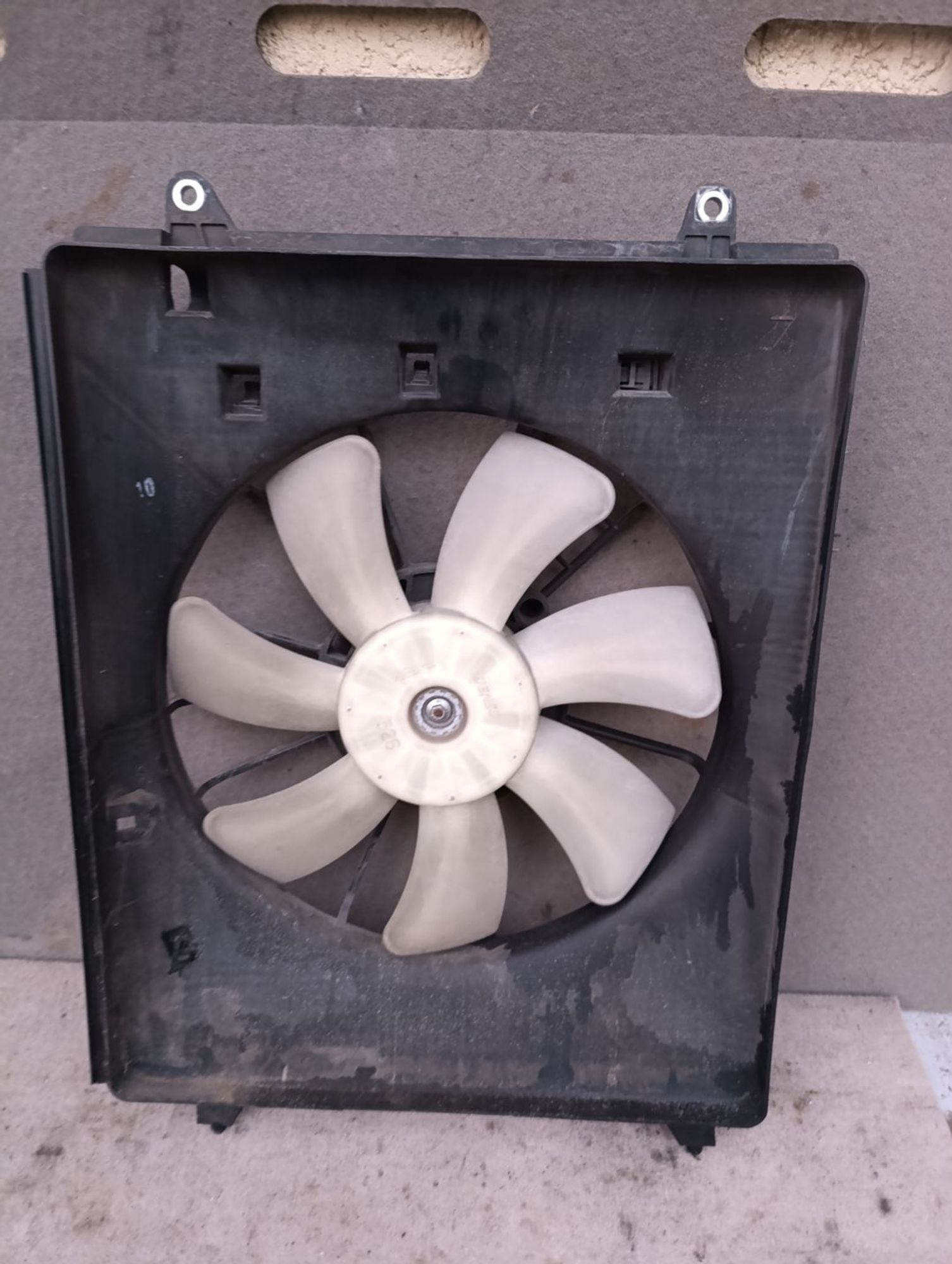 https://gcs.partsauto.market/rn-stockpro.appspot.com/thmbs/userImages/d9b05010c61782443e0b3e264cf05921/part/a471b728-a55f-42a1-995e-f20204ffc0e1_1748797454527.jpg