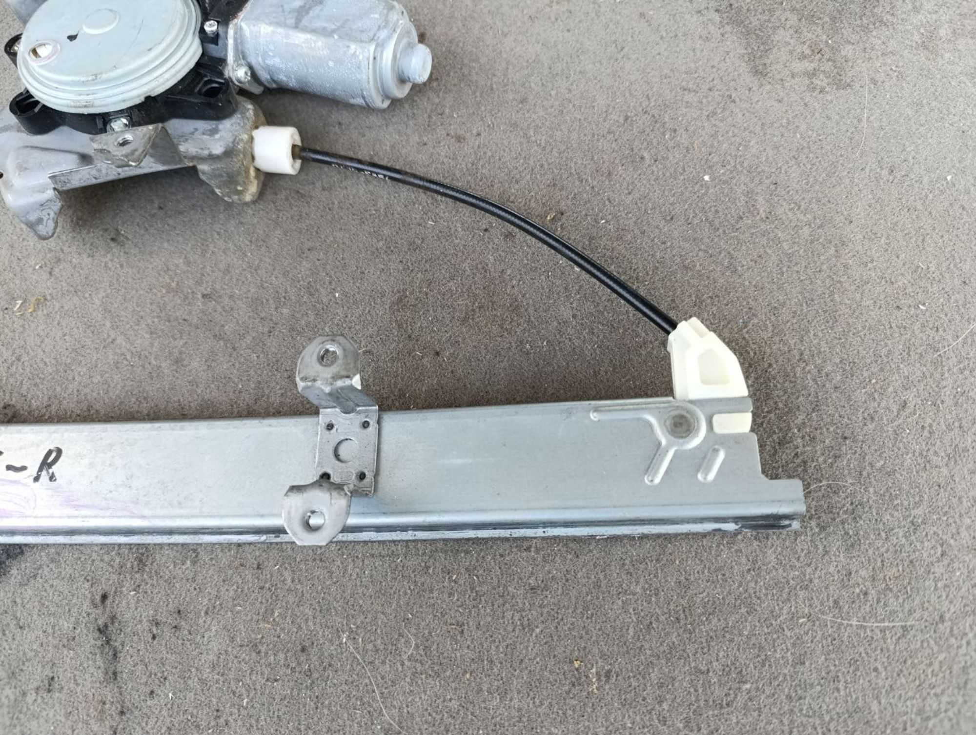 https://gcs.partsauto.market/rn-stockpro.appspot.com/thmbs/userImages/d9b05010c61782443e0b3e264cf05921/part/a8104af9-0396-4e86-bb48-1adf81197512_1749113791080.jpg