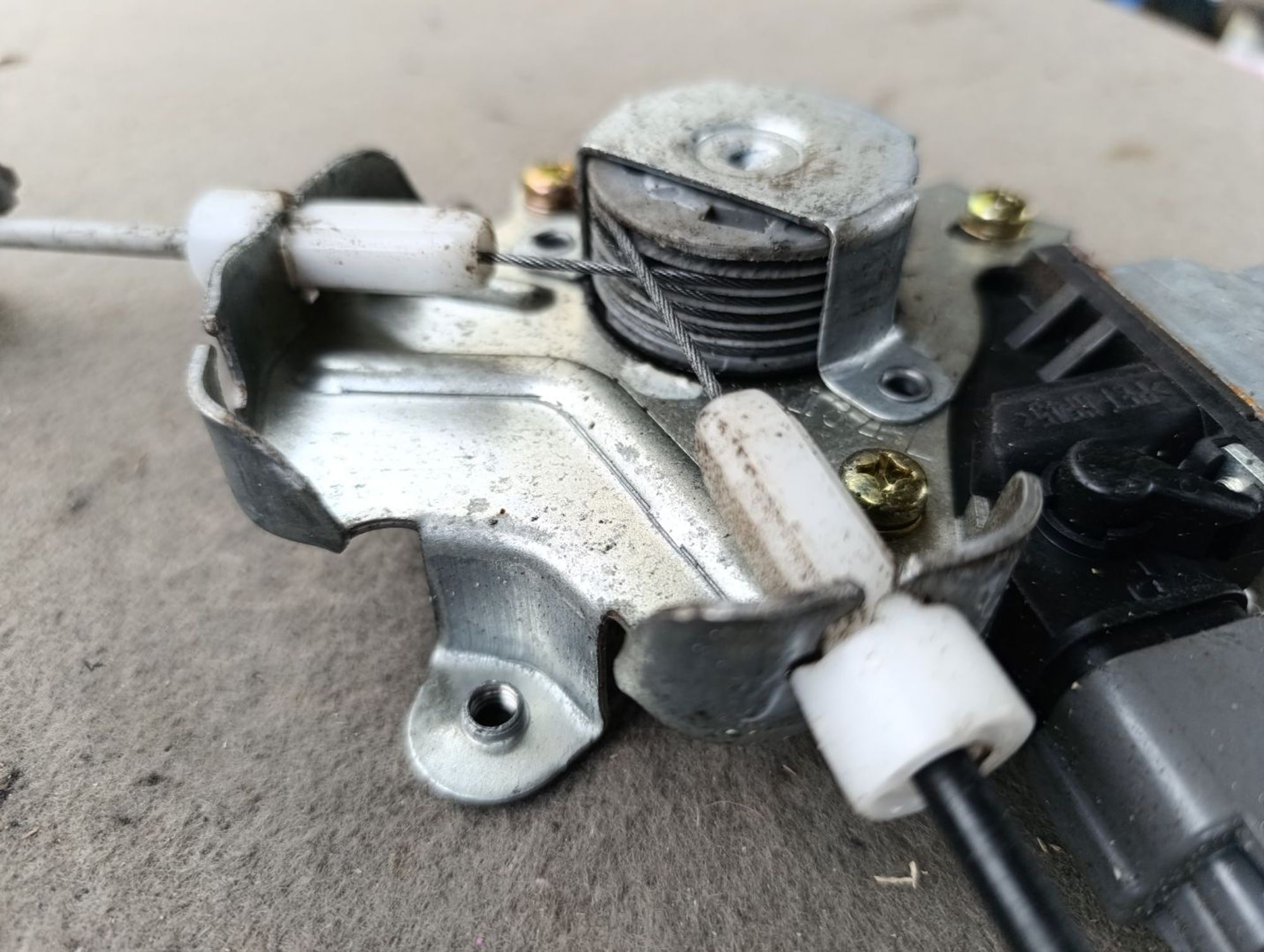 https://gcs.partsauto.market/rn-stockpro.appspot.com/thmbs/userImages/d9b05010c61782443e0b3e264cf05921/part/a9dabbac-6d75-4dd6-9d59-311d525817a4_1749109923446.jpg