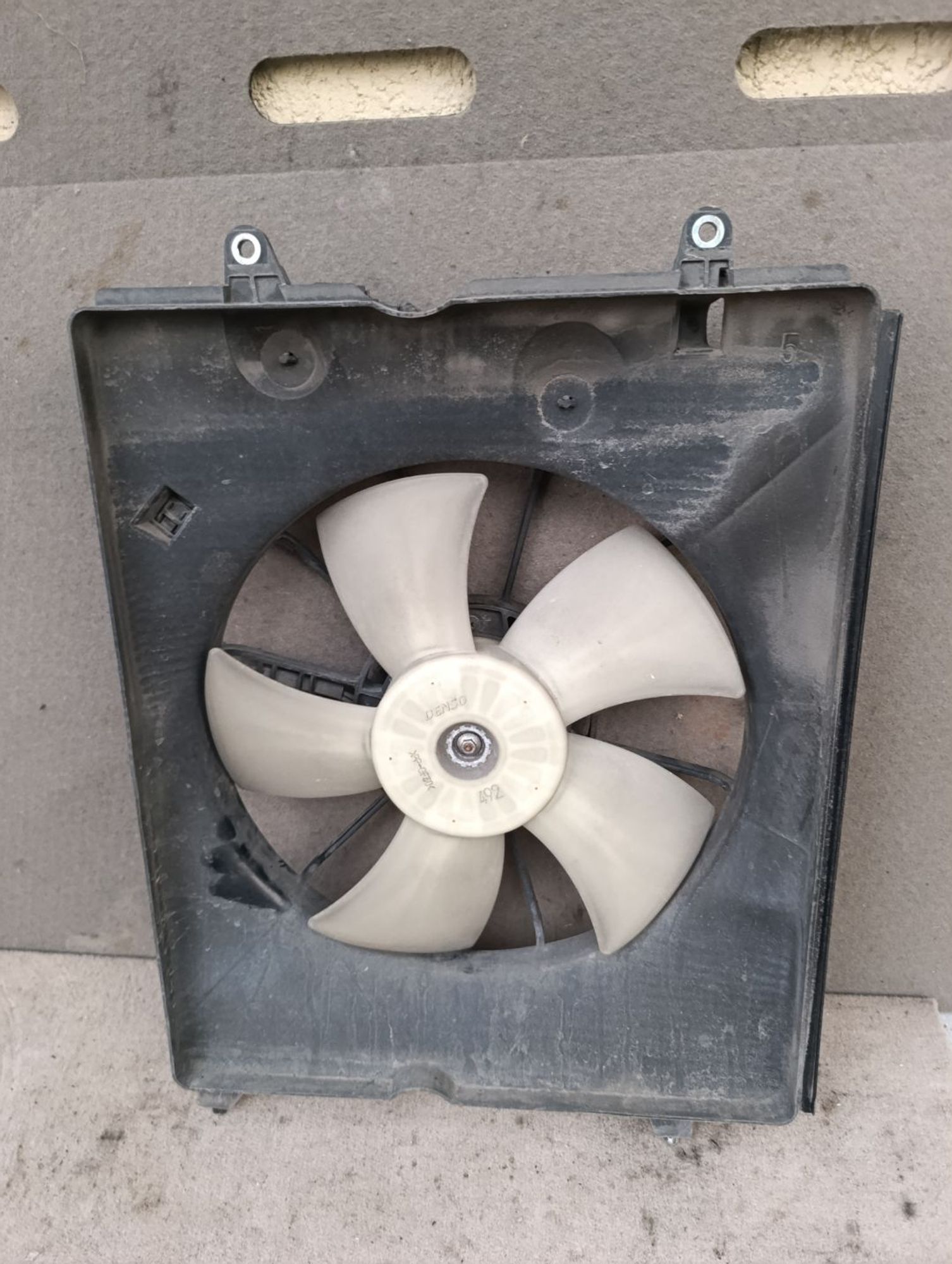 https://gcs.partsauto.market/rn-stockpro.appspot.com/thmbs/userImages/d9b05010c61782443e0b3e264cf05921/part/adc29b04-7f02-4c17-ad8c-8cc3fb6c5b96_1748797051439.jpg